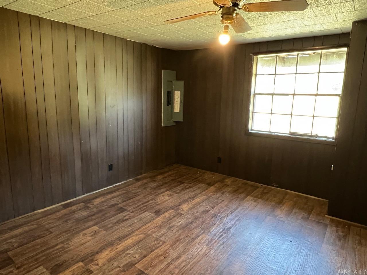 217 NW Front  Bradford, AR