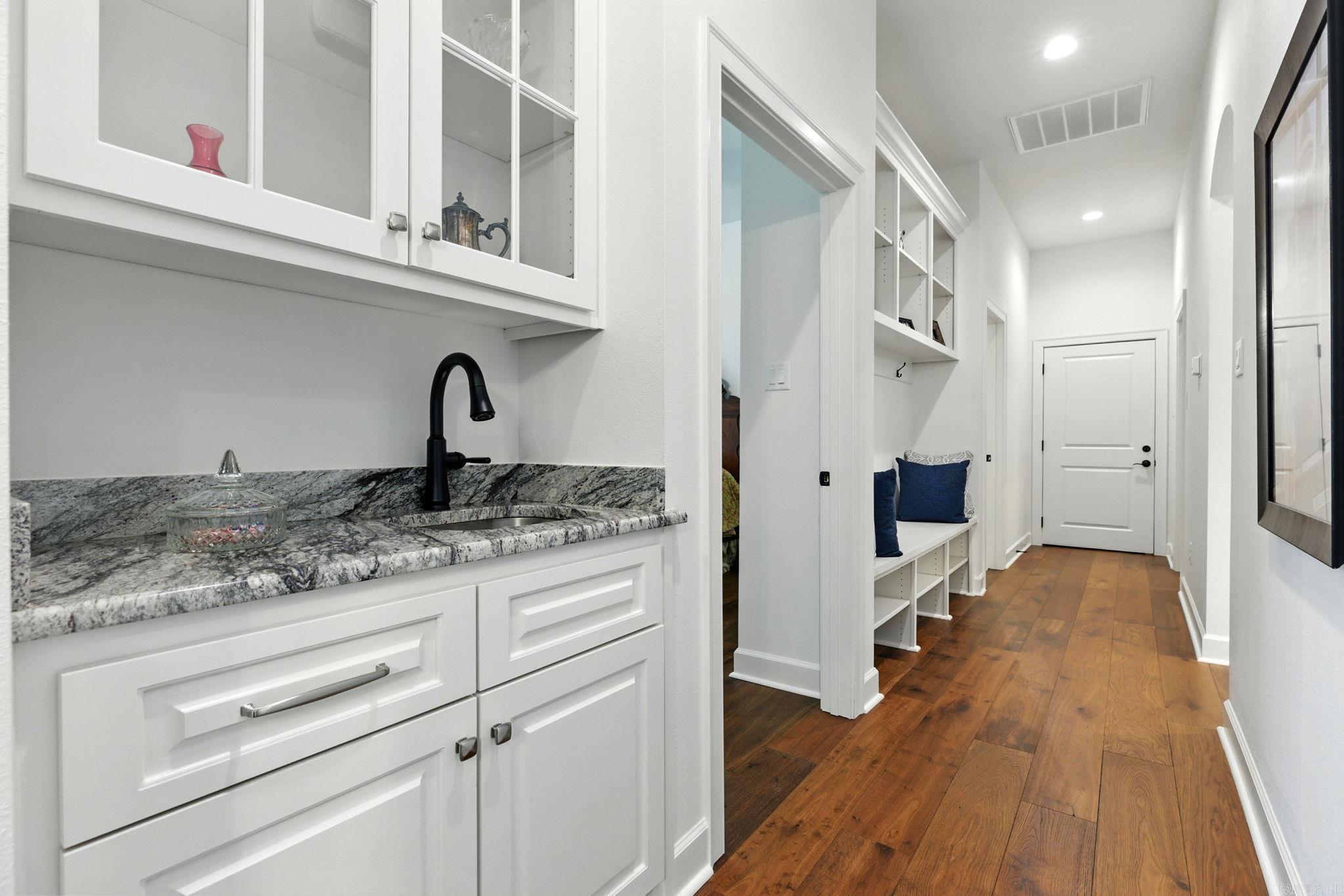 9909 Oakdale  Sherwood, AR