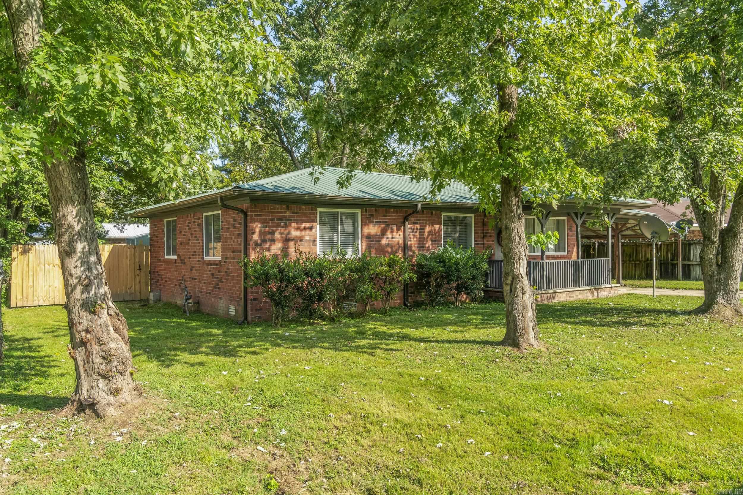 806 Walker St.  Bald Knob, AR