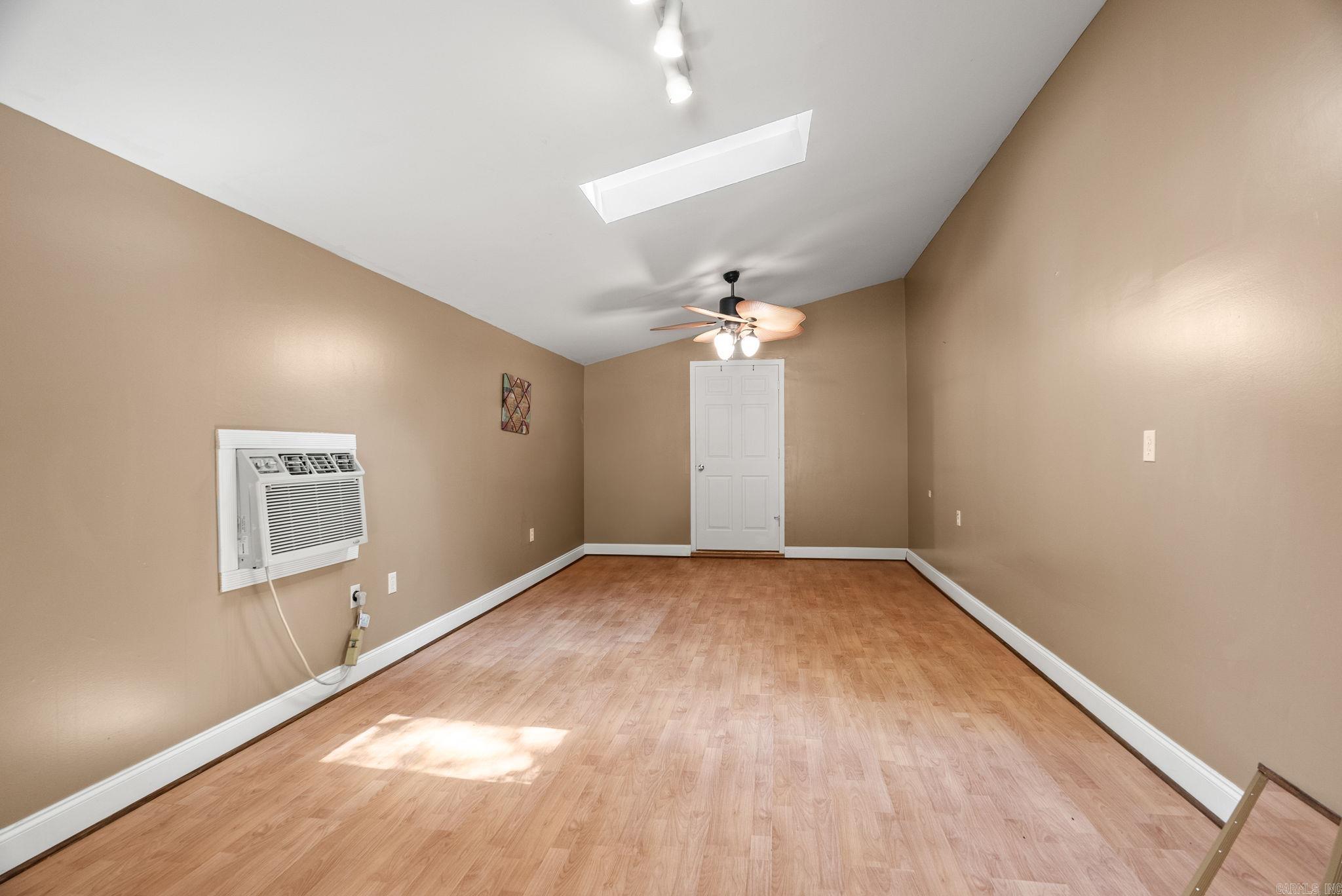225 Sky King  Fairfield Bay, AR