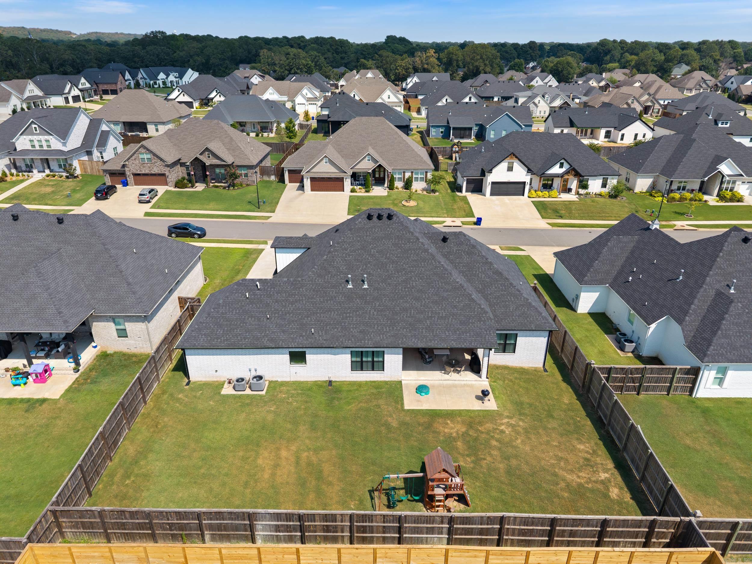 1715 Lainey Dr  Conway, AR