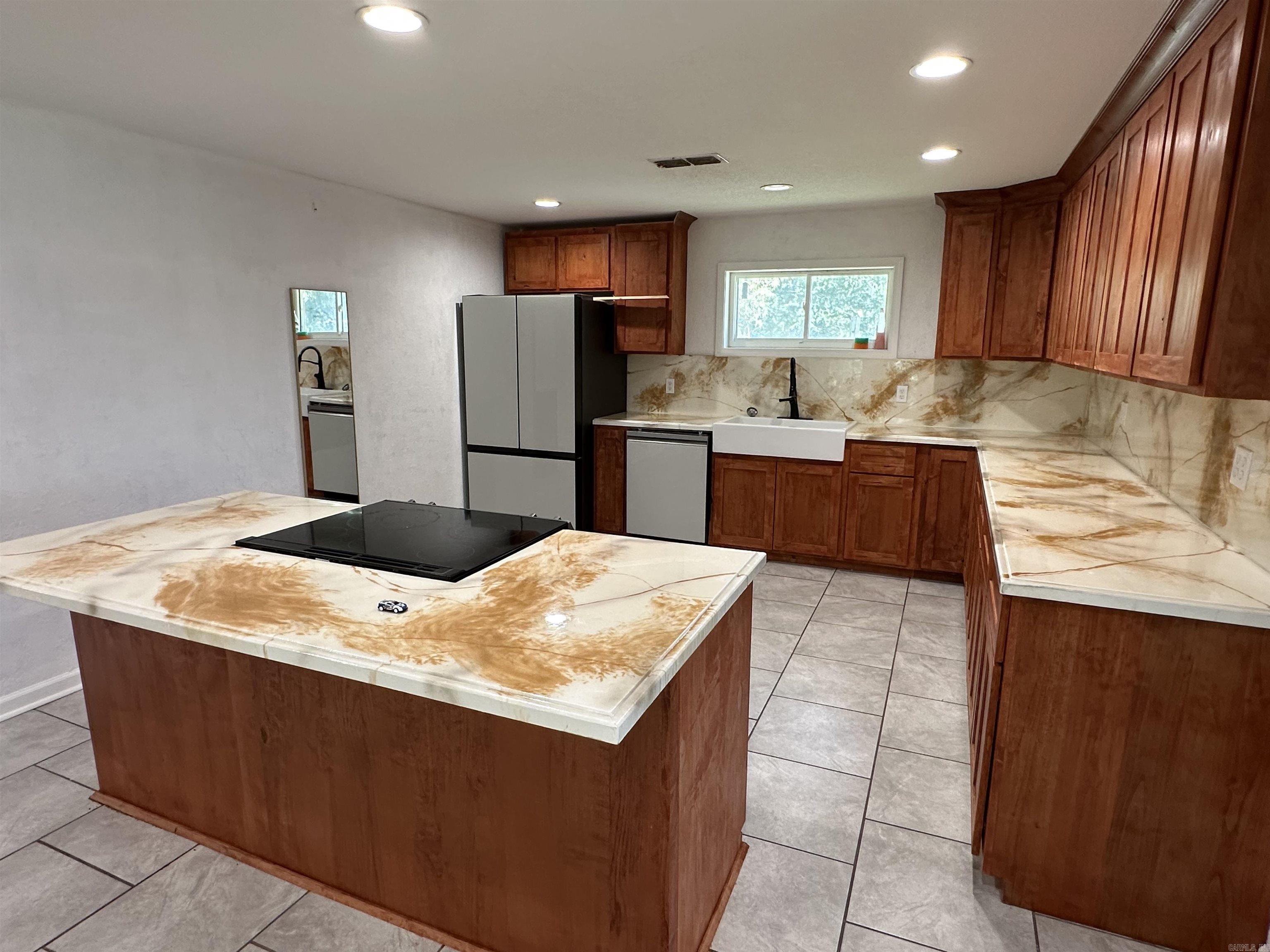 2313 AR-203  Bearden, AR