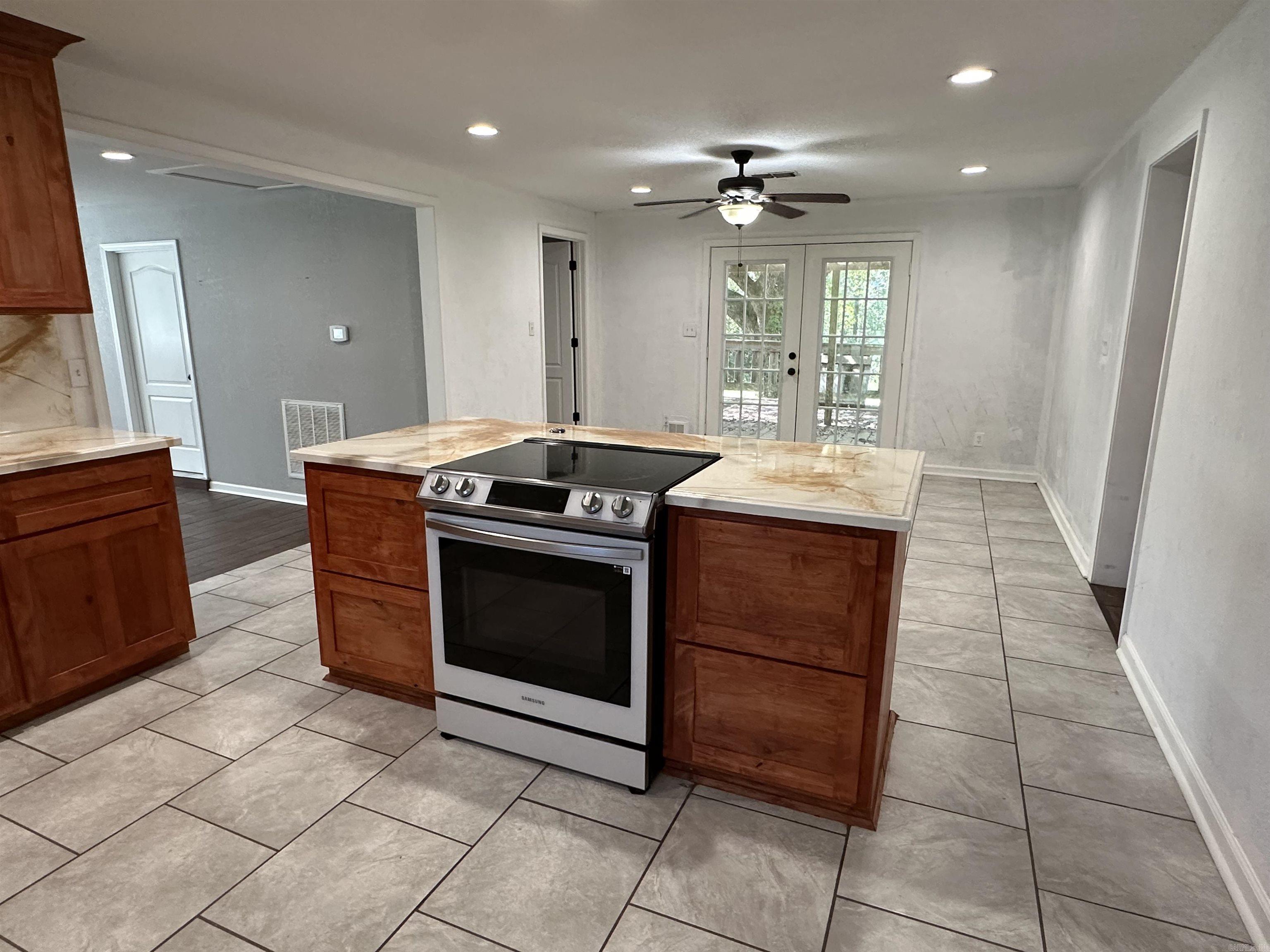 2313 AR-203  Bearden, AR