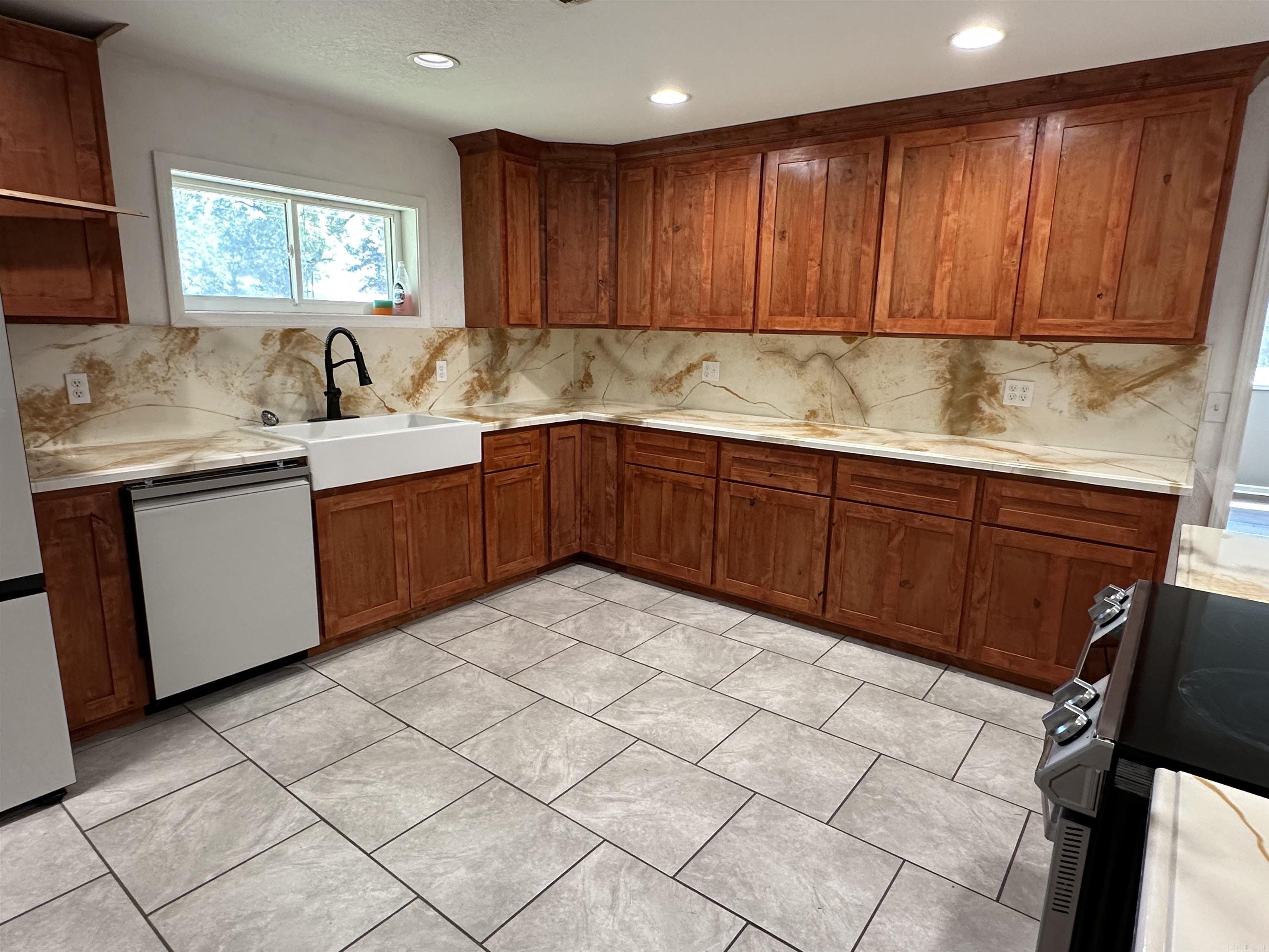 2313 AR-203  Bearden, AR