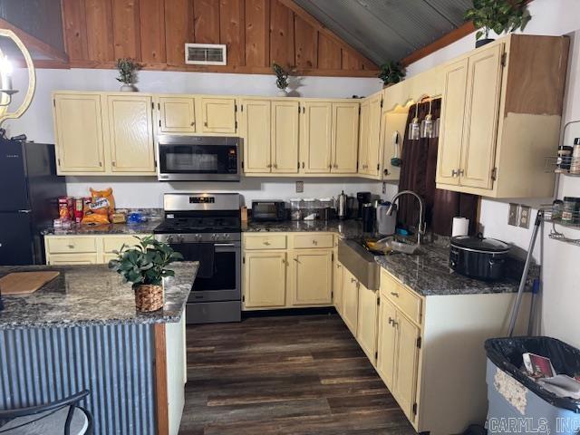 215 River Bridge  Biggers, AR