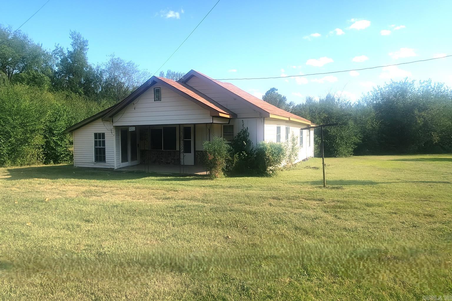 936 Cemetery  Clinton, AR