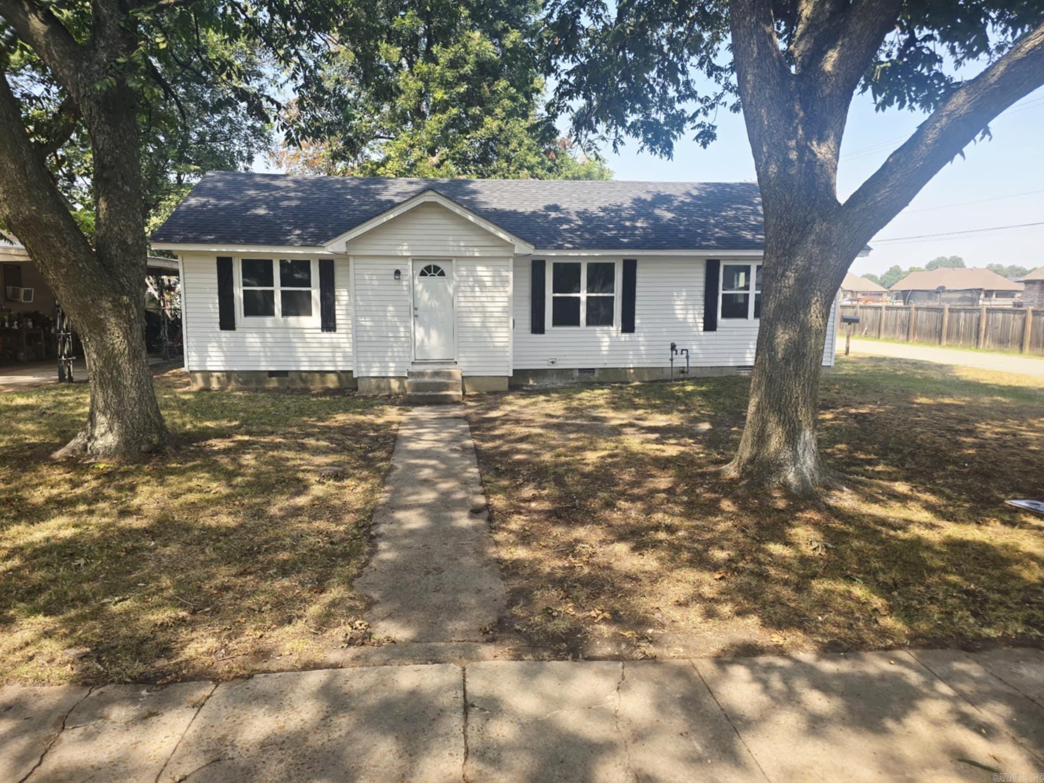 210 E Susan  Manila, AR