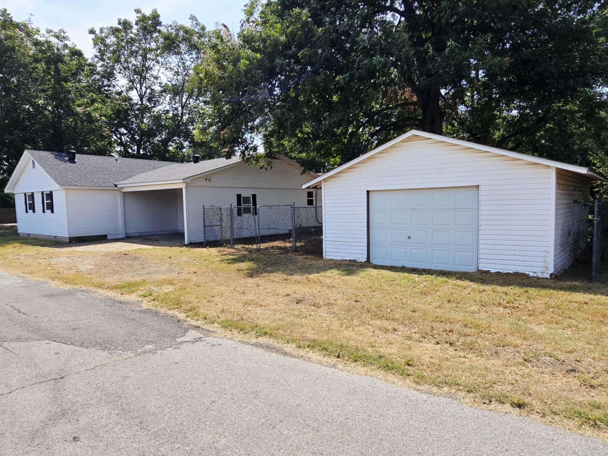 210 E Susan  Manila, AR