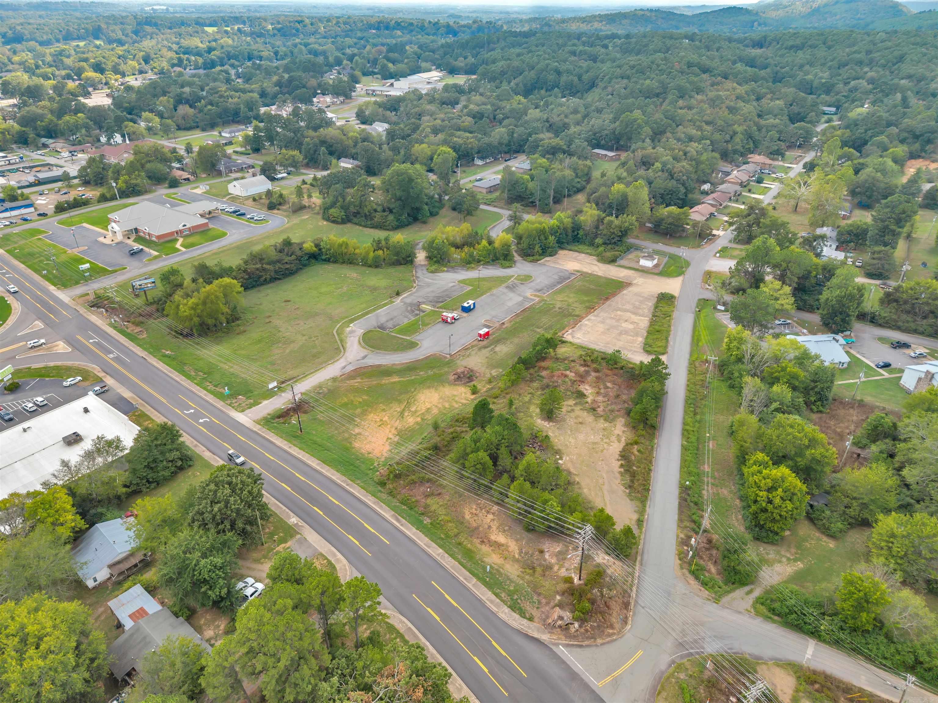 915 N Fourche  Perryville, AR