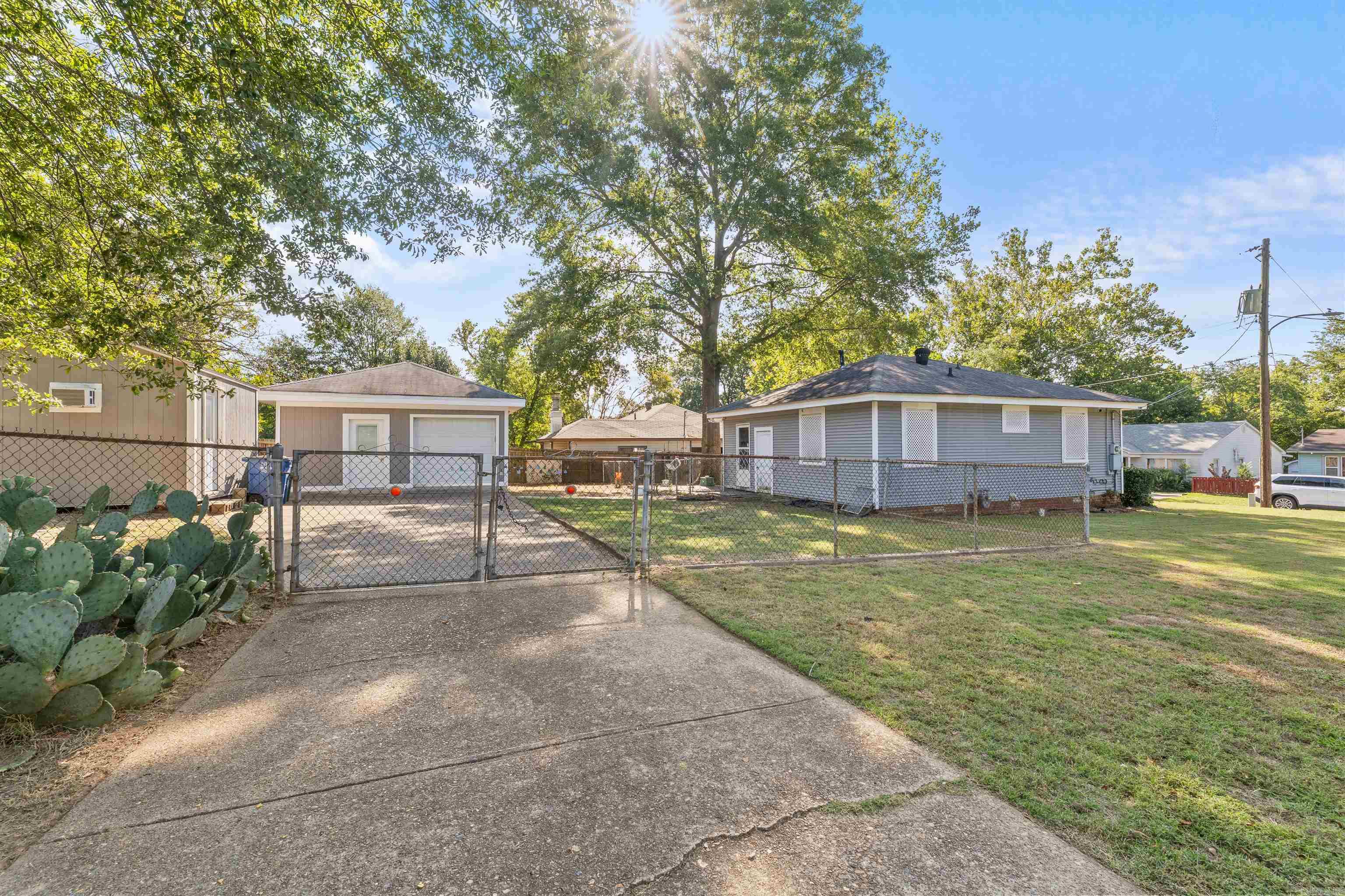 909 W 42nd  North Little Rock, AR
