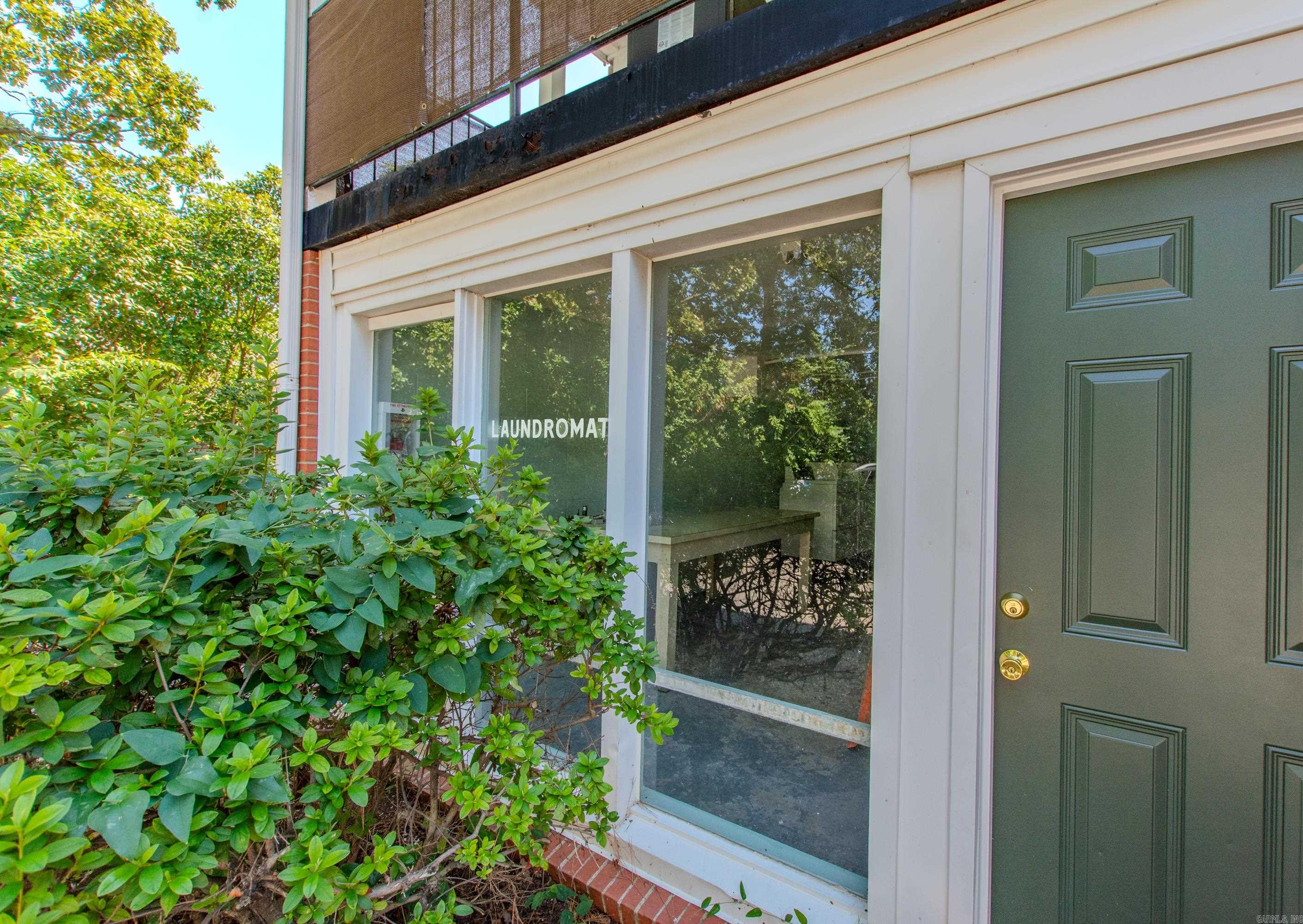 5700 B  Little Rock, AR