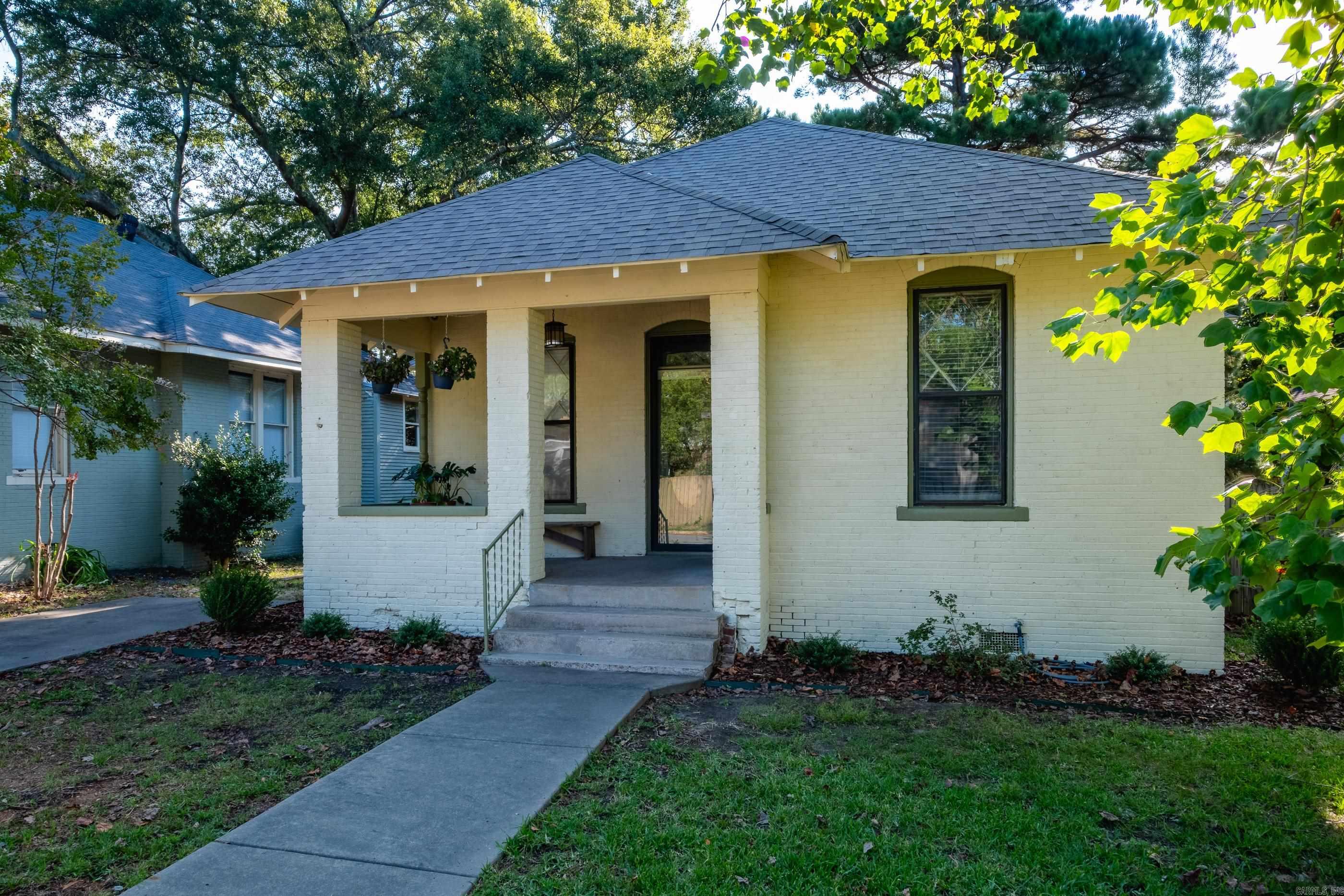 305 Booker  Little Rock, AR