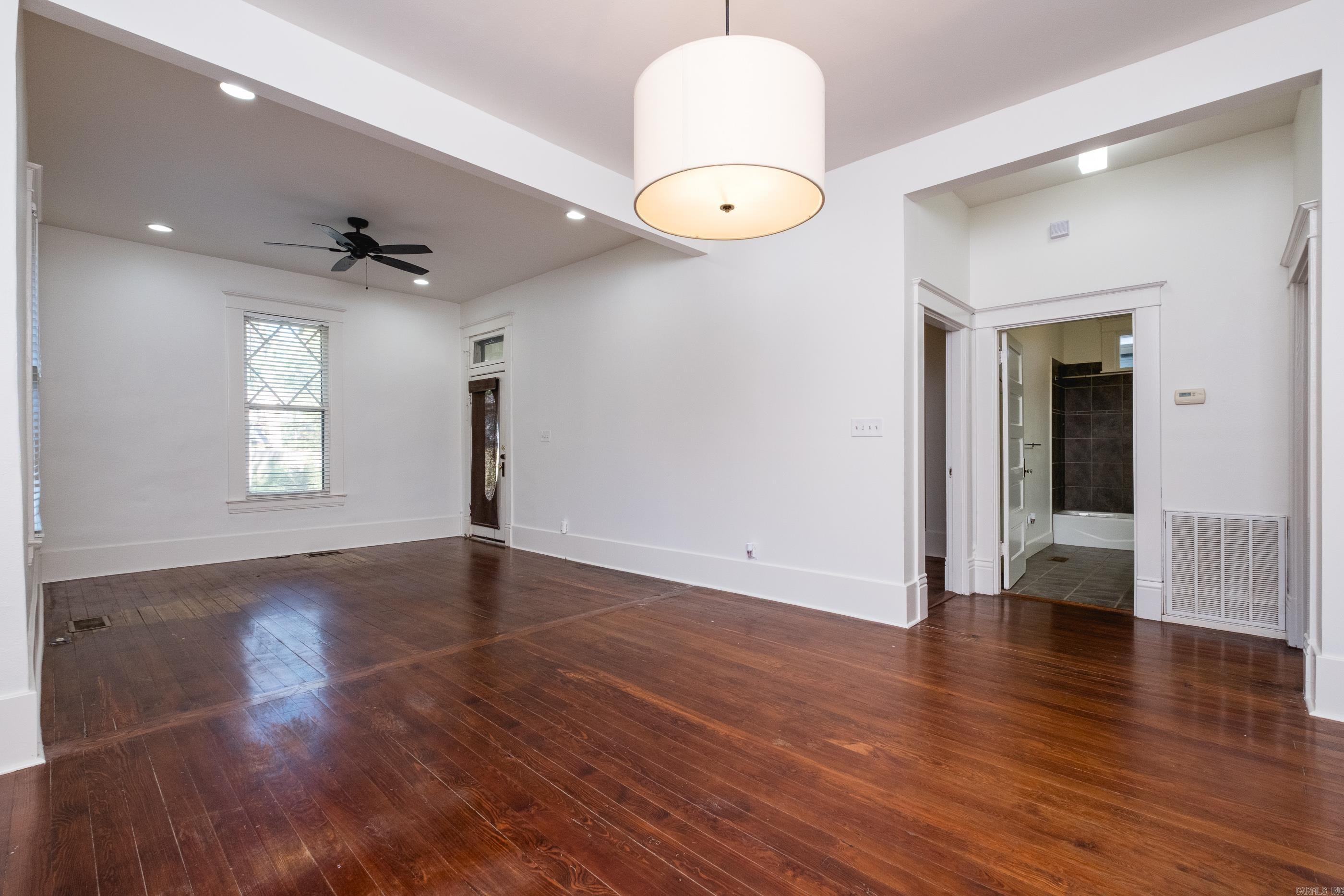 305 Booker  Little Rock, AR