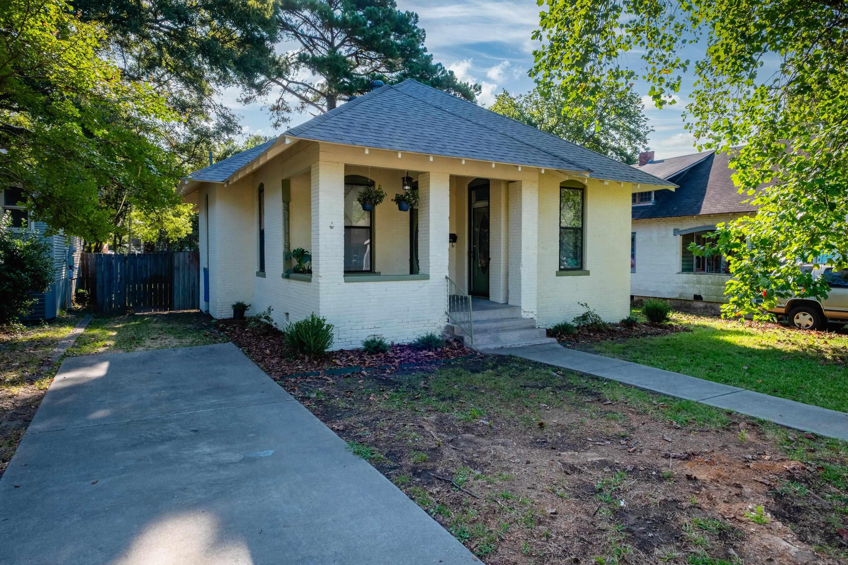 305 Booker  Little Rock, AR