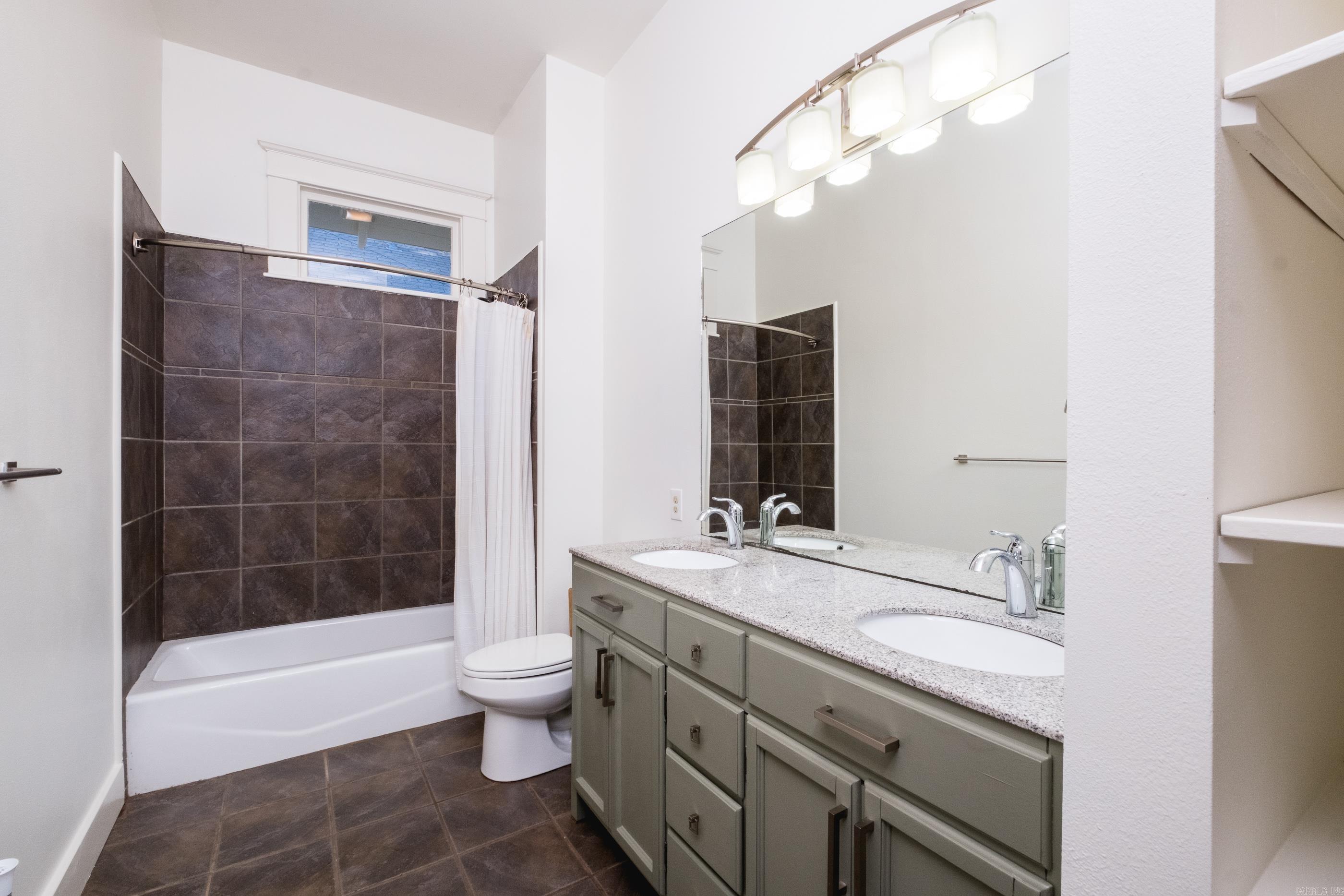 305 Booker  Little Rock, AR