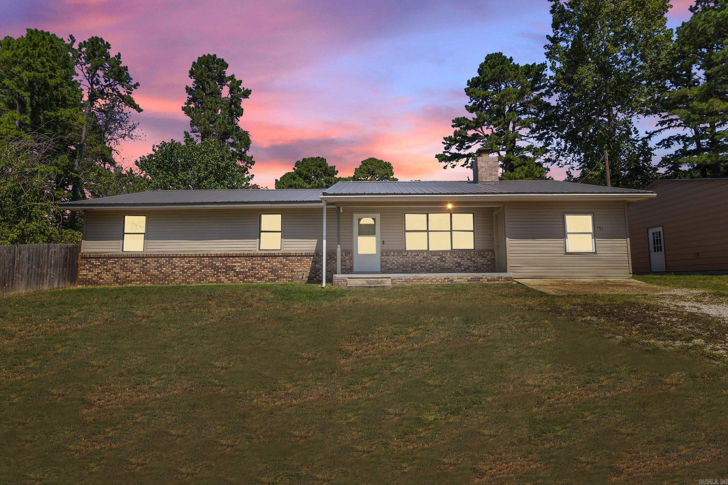 137 Morrison  Norfork, AR