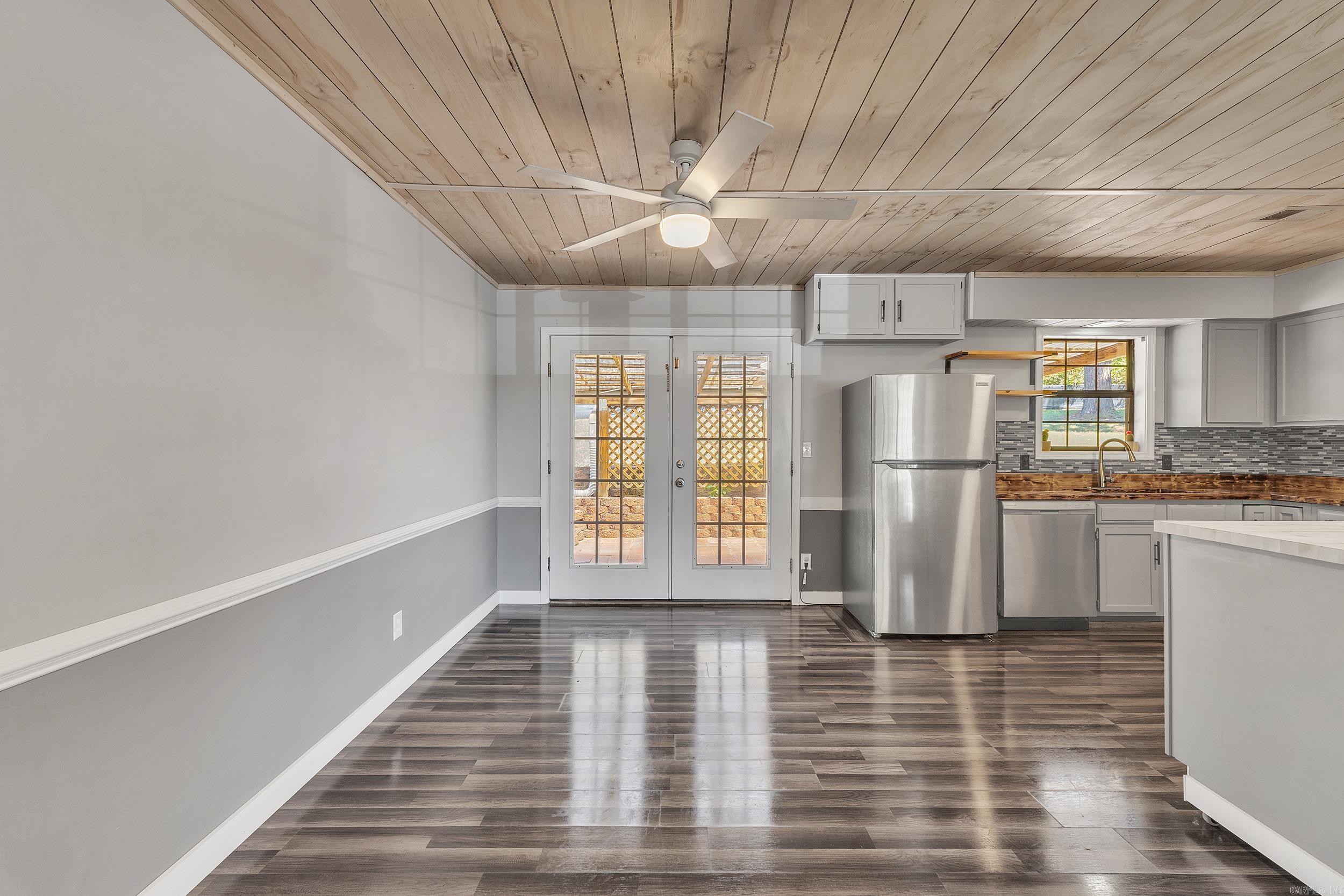 137 Morrison  Norfork, AR