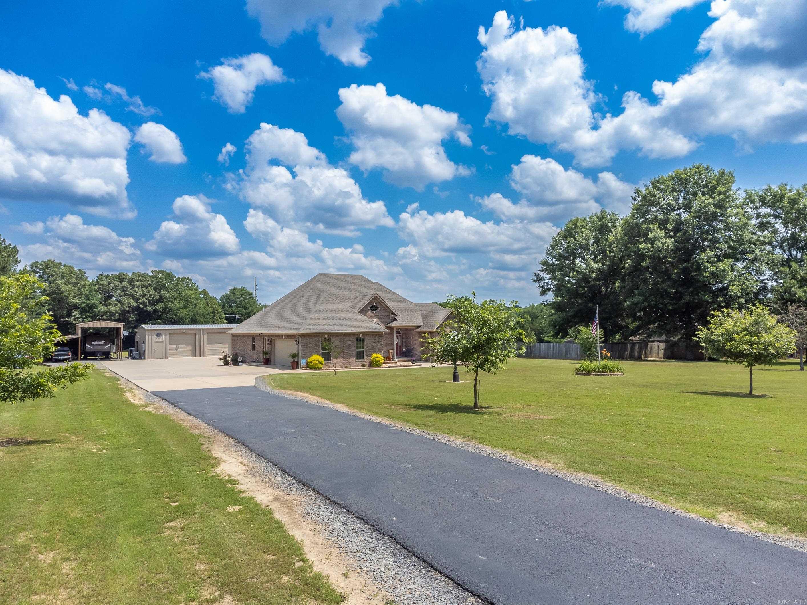18 Sheila  Greenbrier, AR