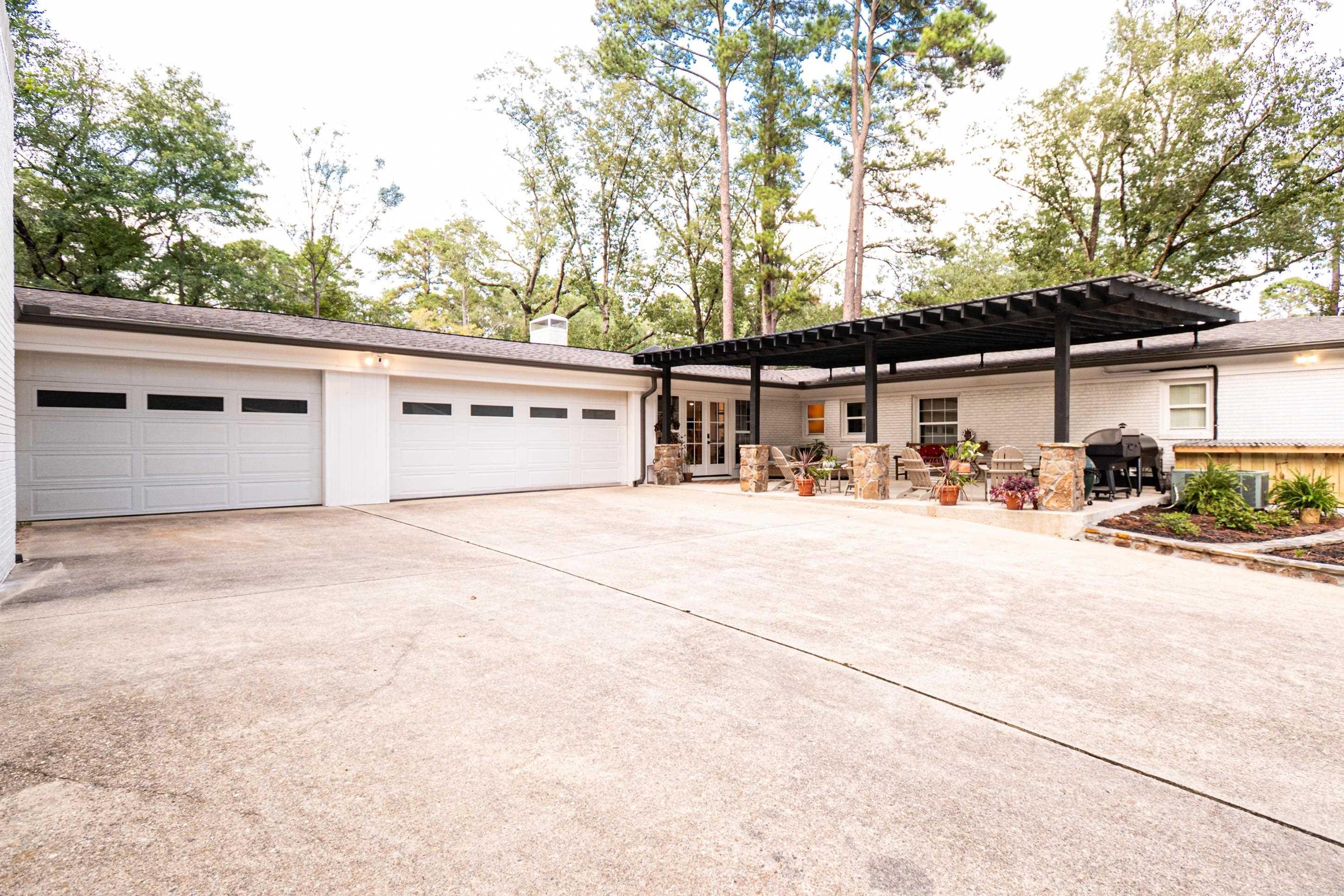 2504 Forest Lawn Dr  El Dorado, AR