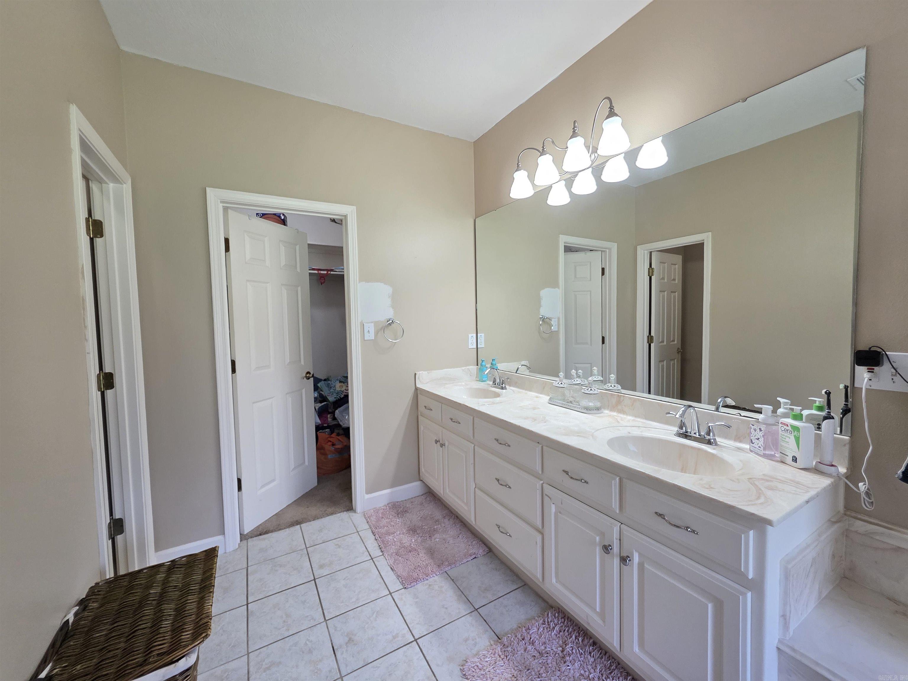 78 Magness  Creek  Cabot, AR