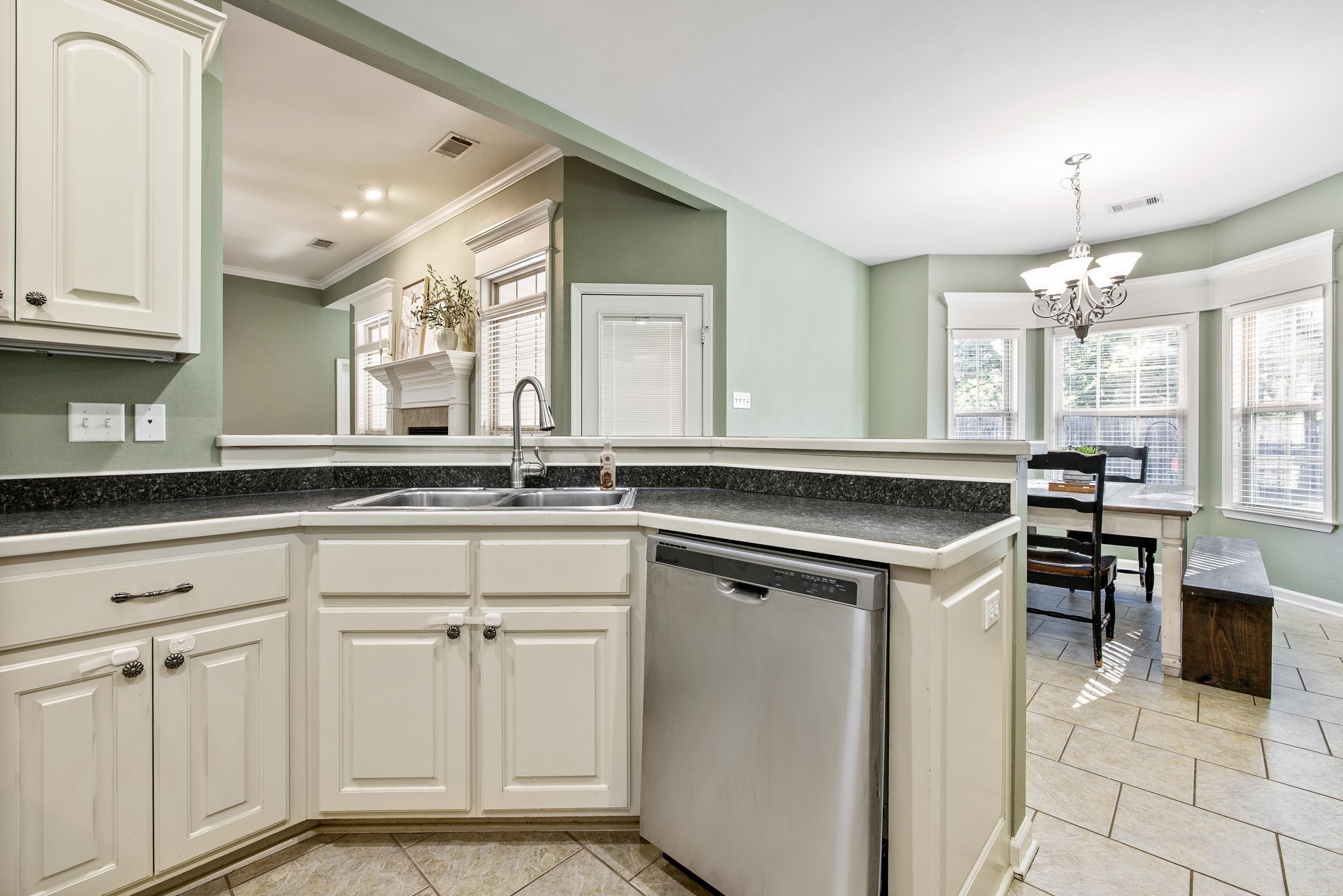 204 Michelle Dr  Benton, AR