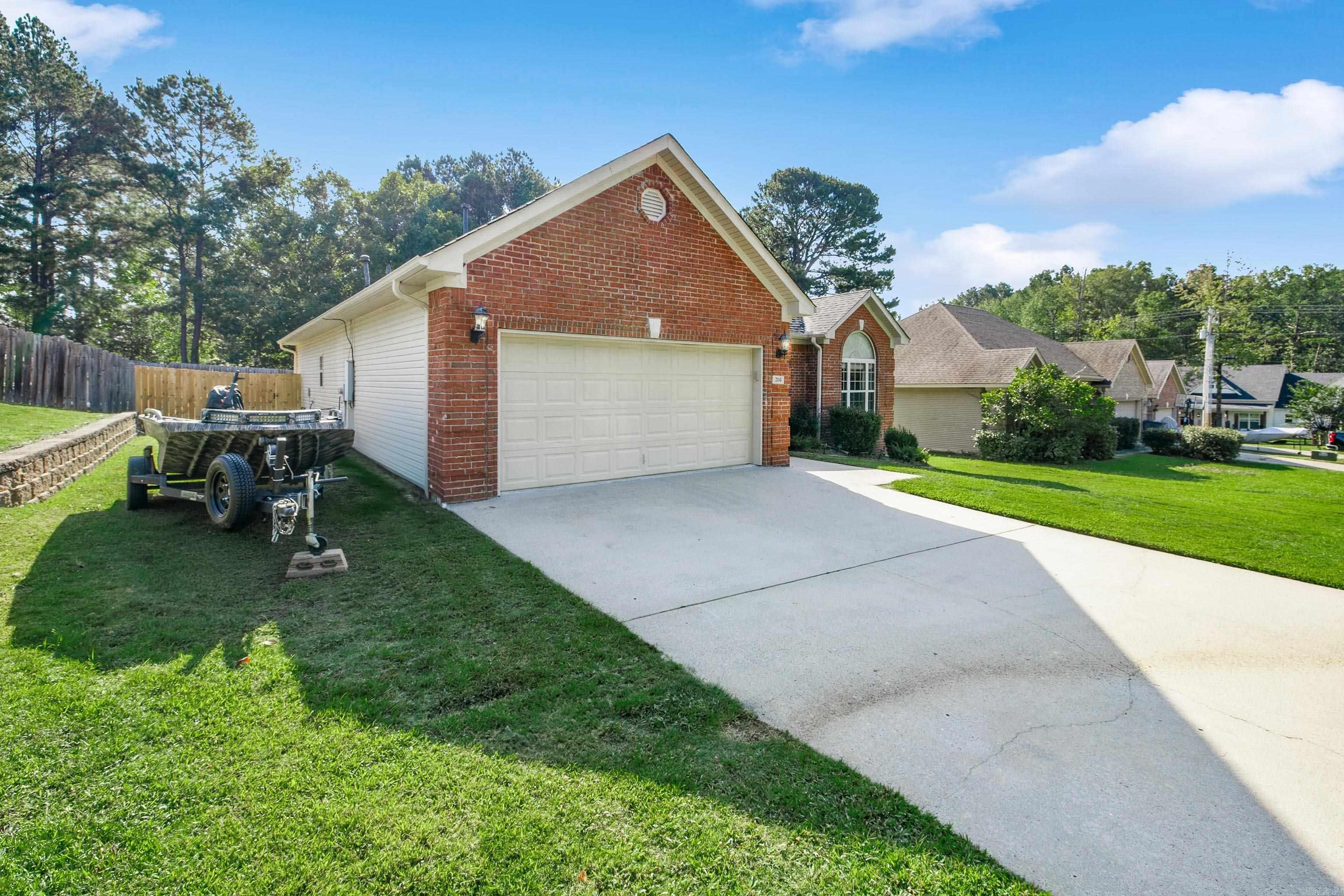204 Michelle Dr  Benton, AR