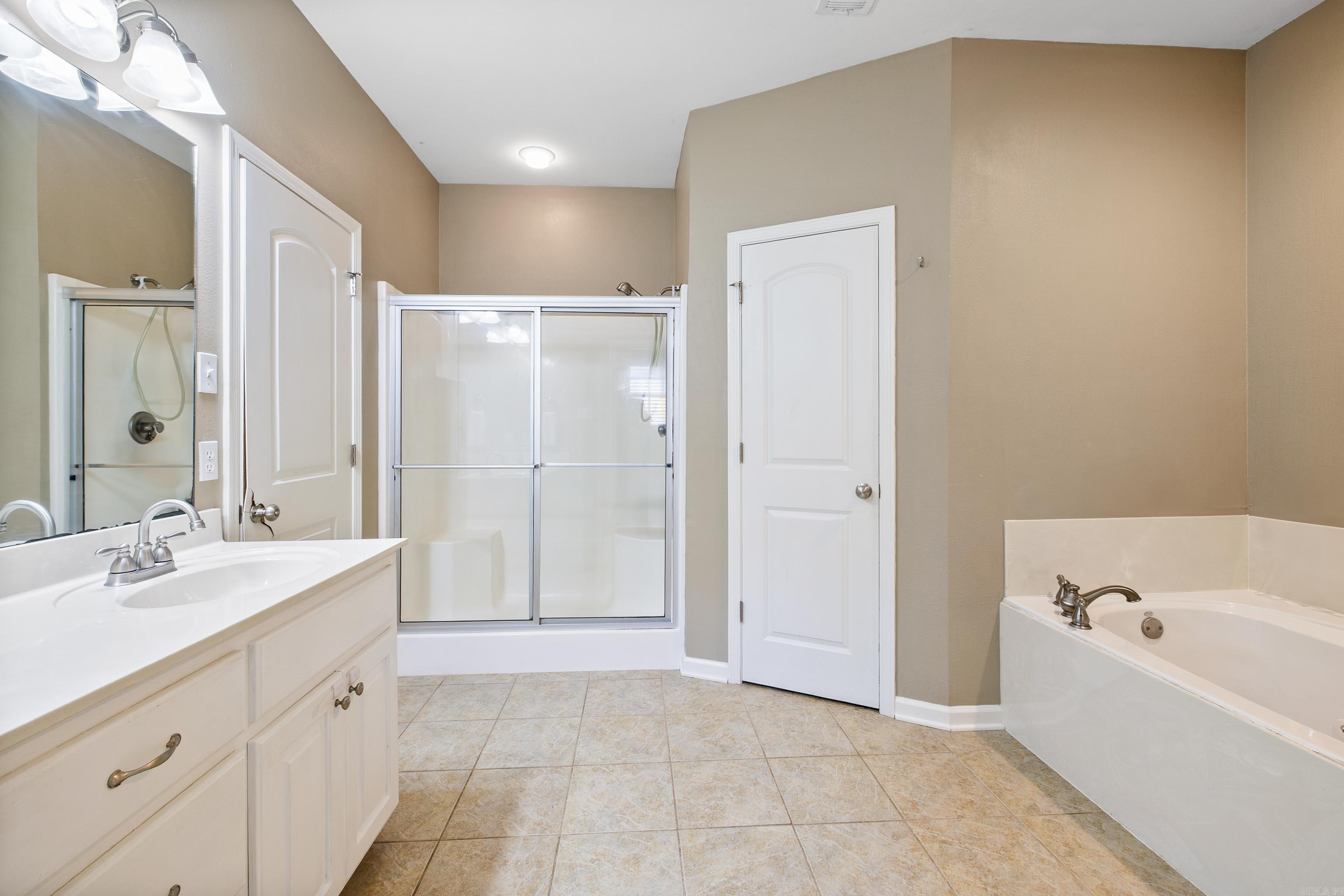 204 Michelle Dr  Benton, AR