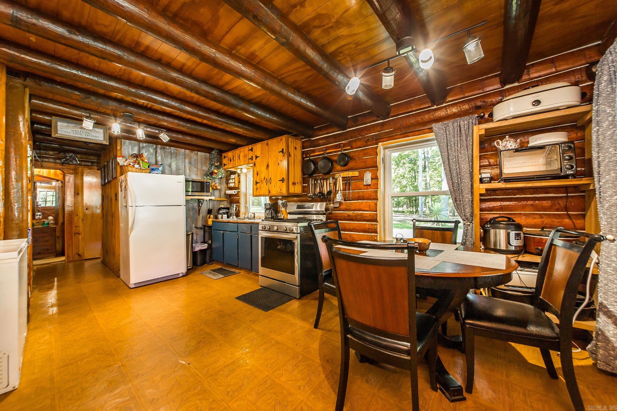 1775 Polk Road 61  Mena, AR