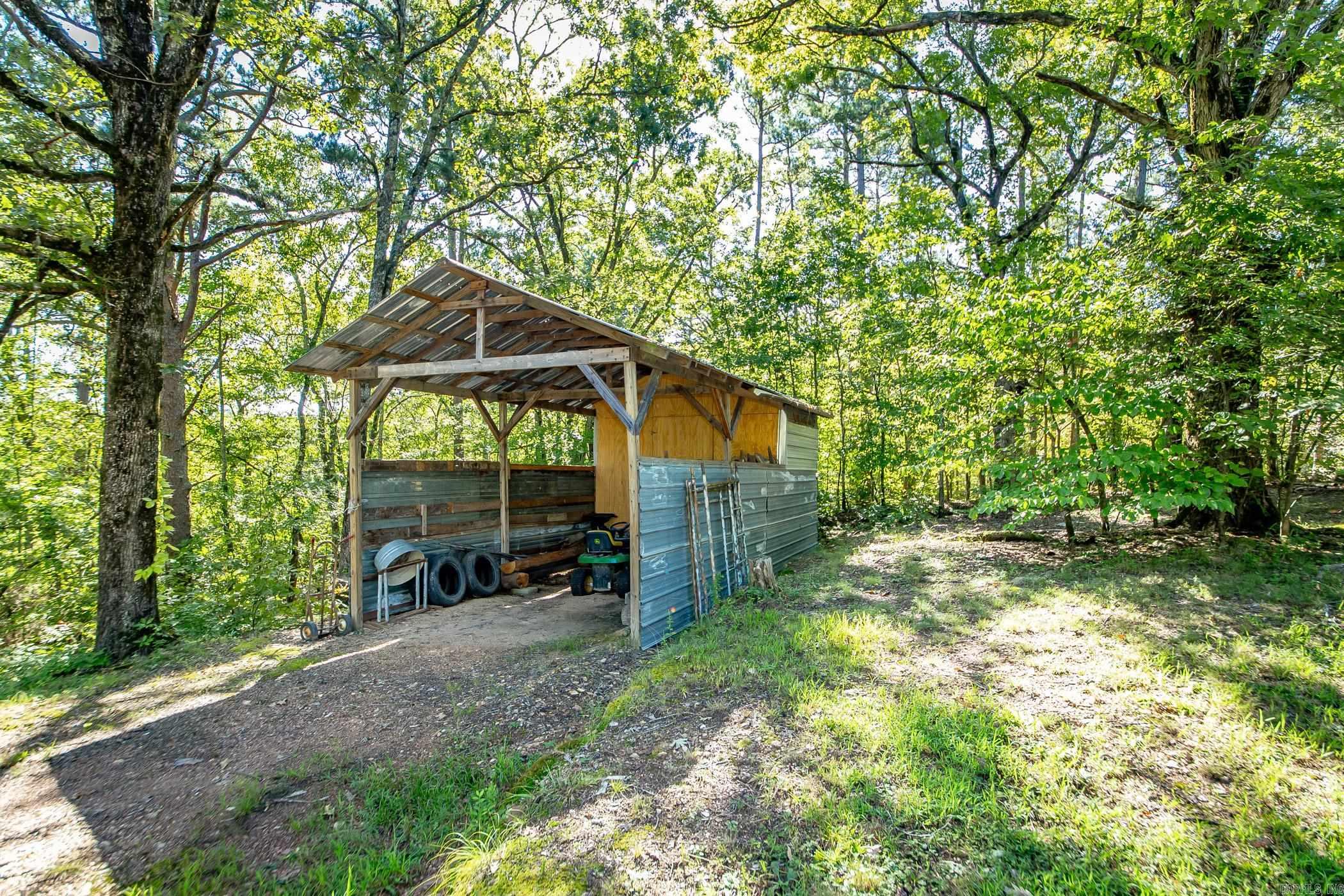 1775 Polk Road 61  Mena, AR