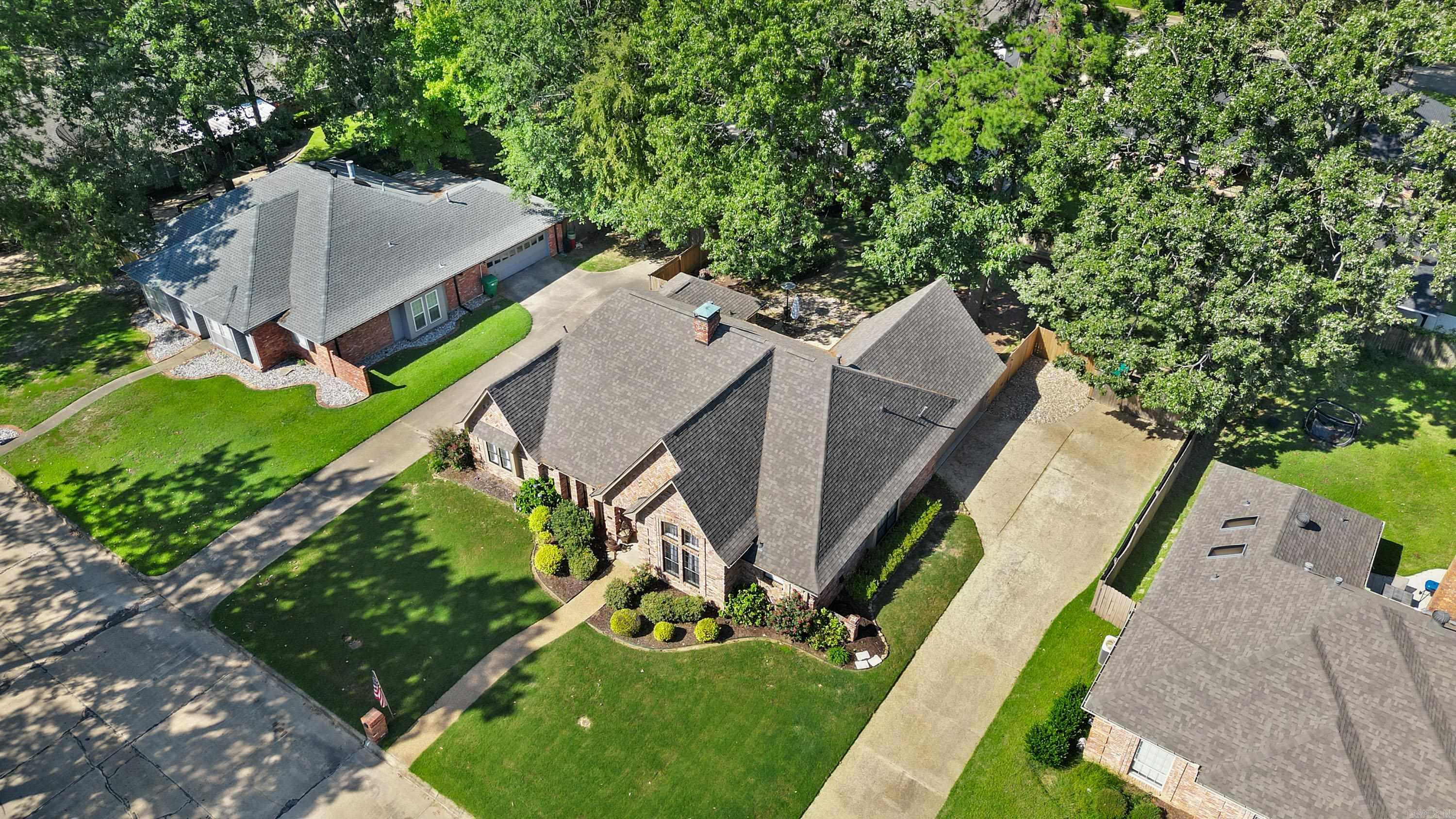 6005 Stoneridge Drive  Texarkana, TX