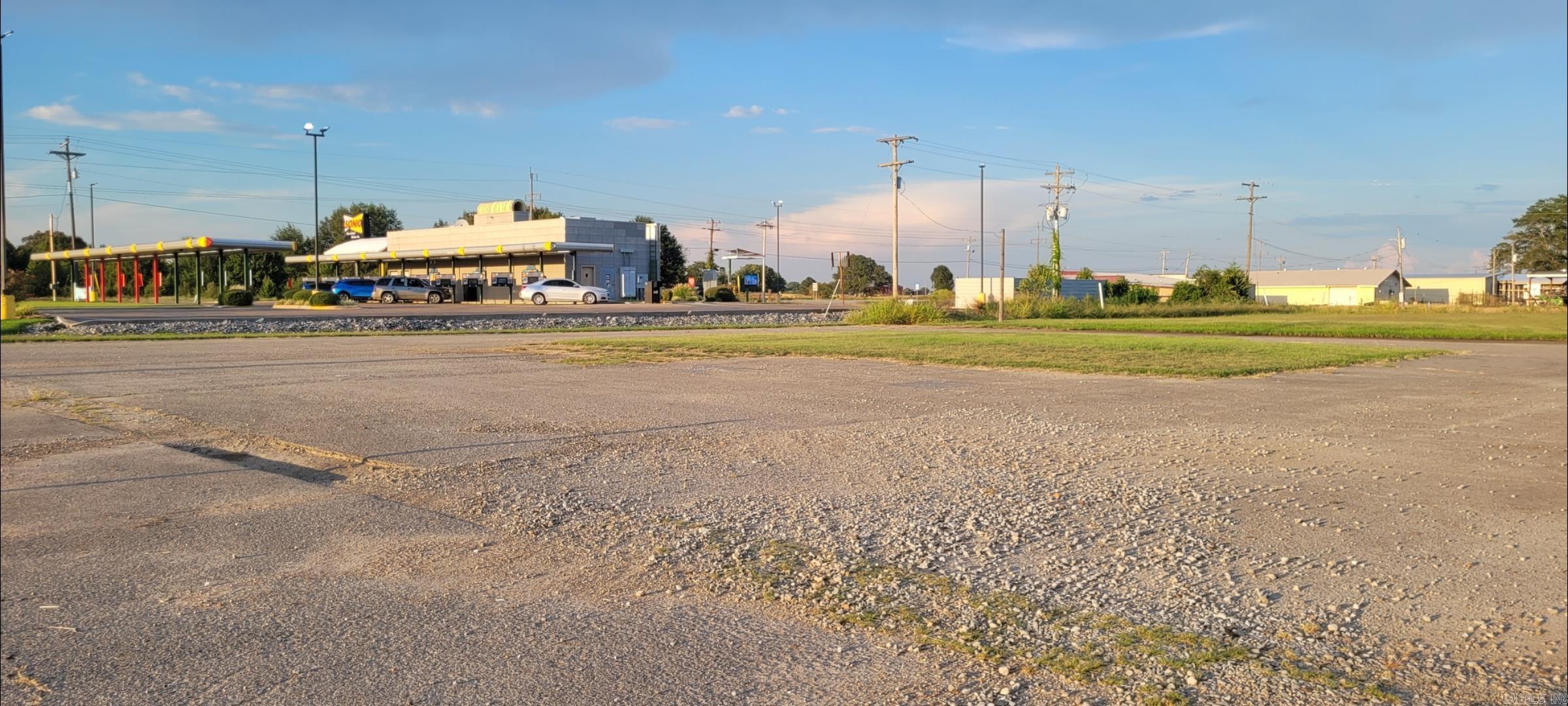  Edmonds  McCrory, AR