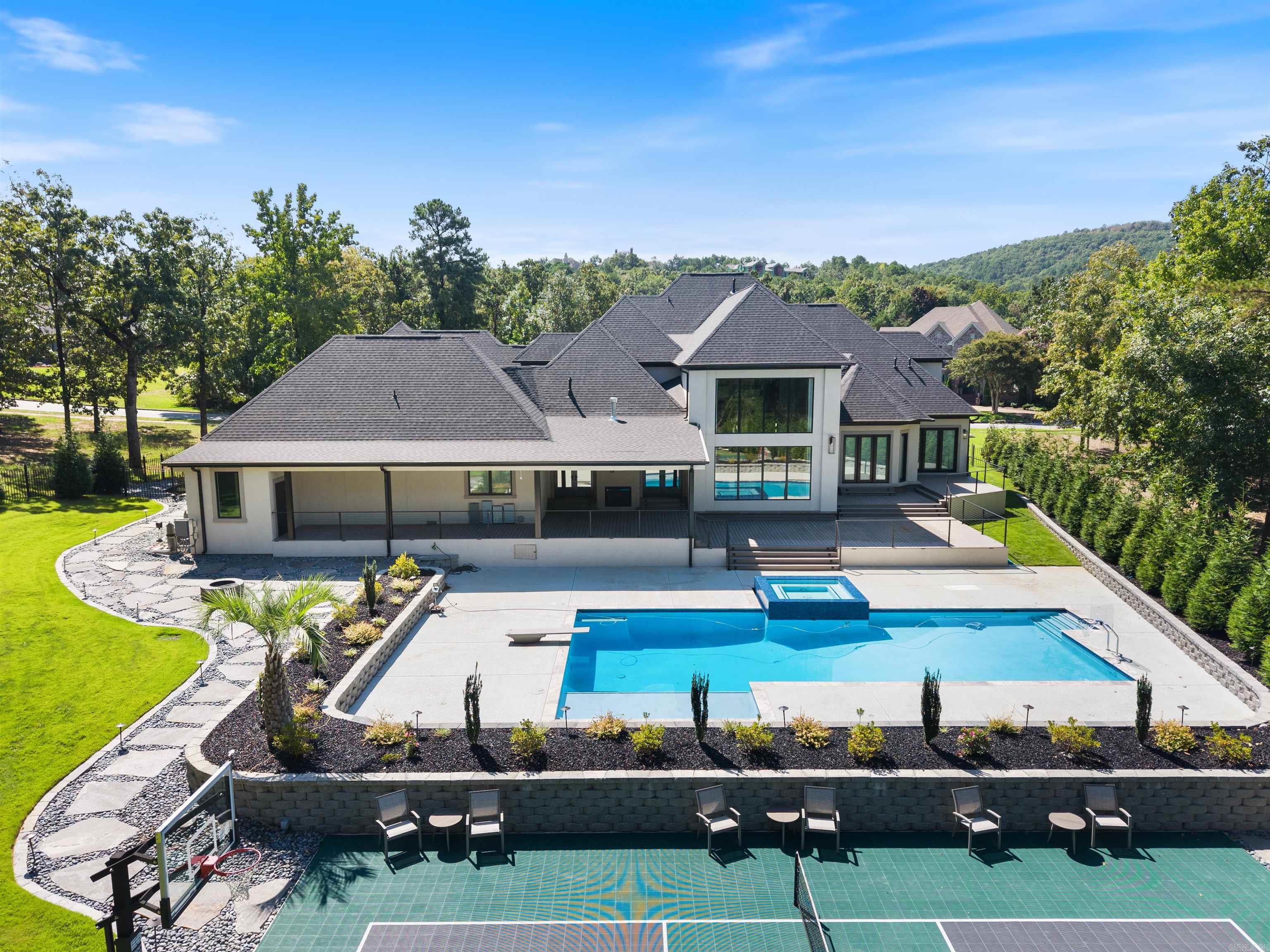 16920 Valley Falls  Little Rock, AR
