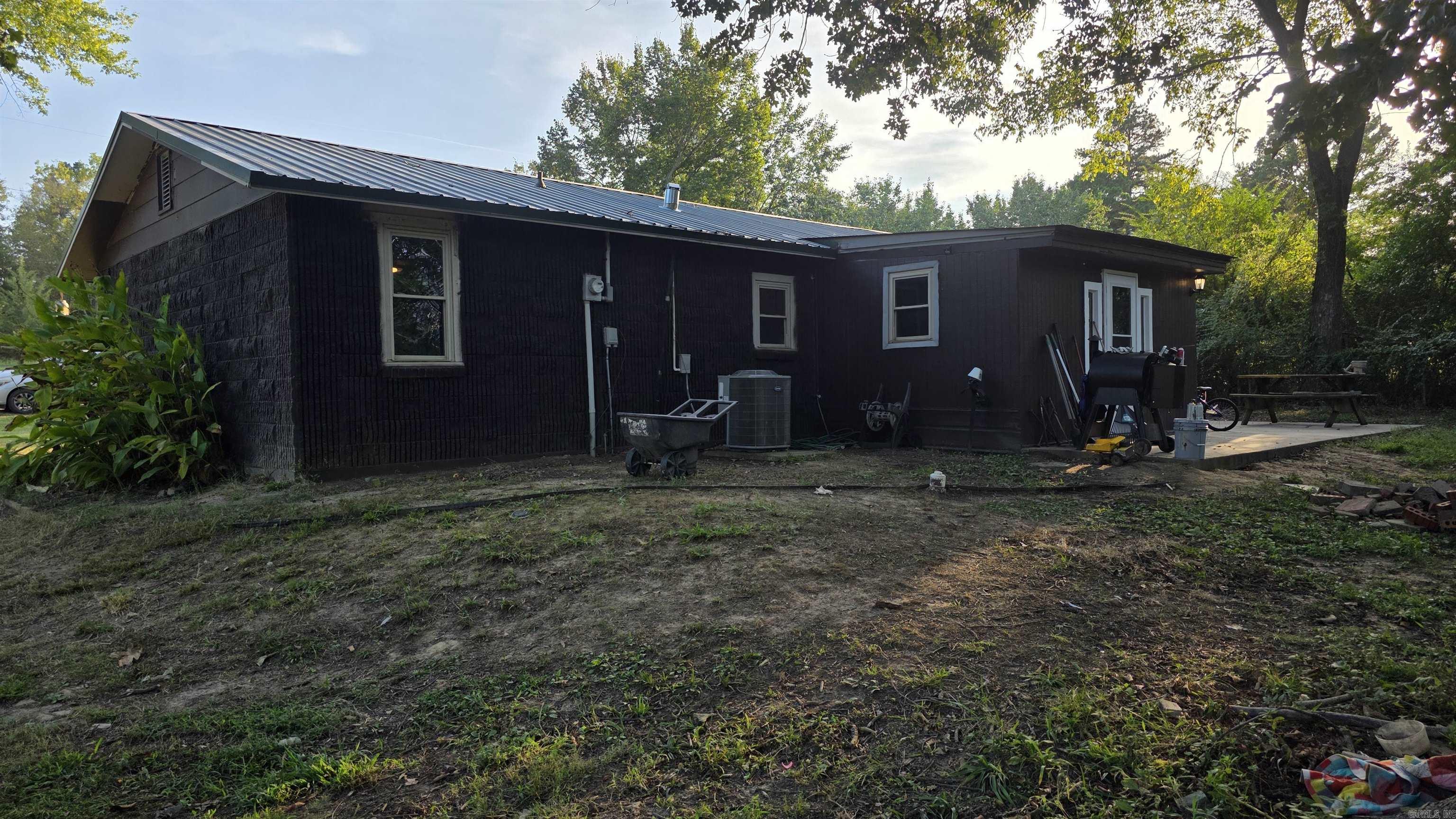 10282 Smith Ln  Dardanelle, AR