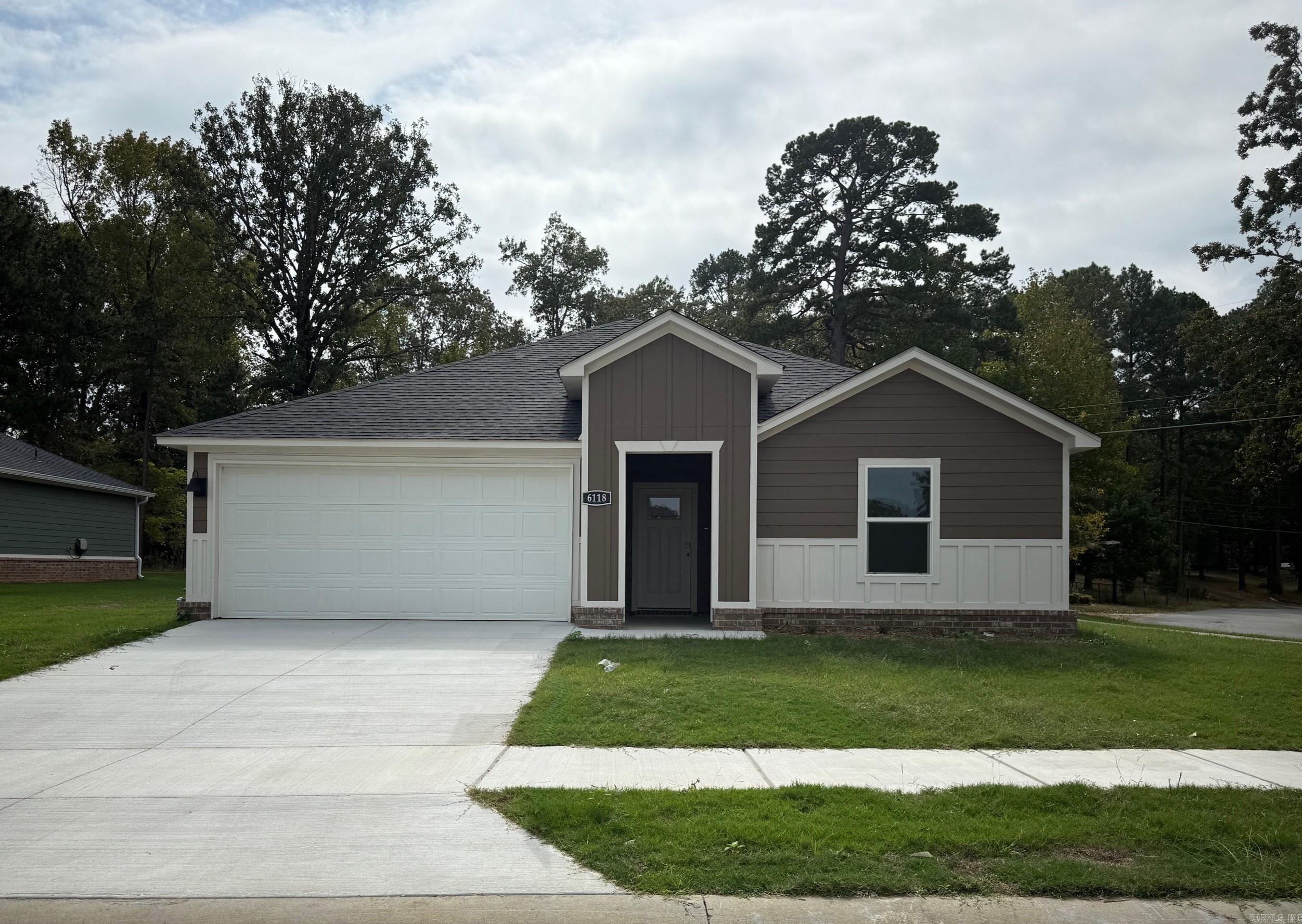 6118 Meridian Drive