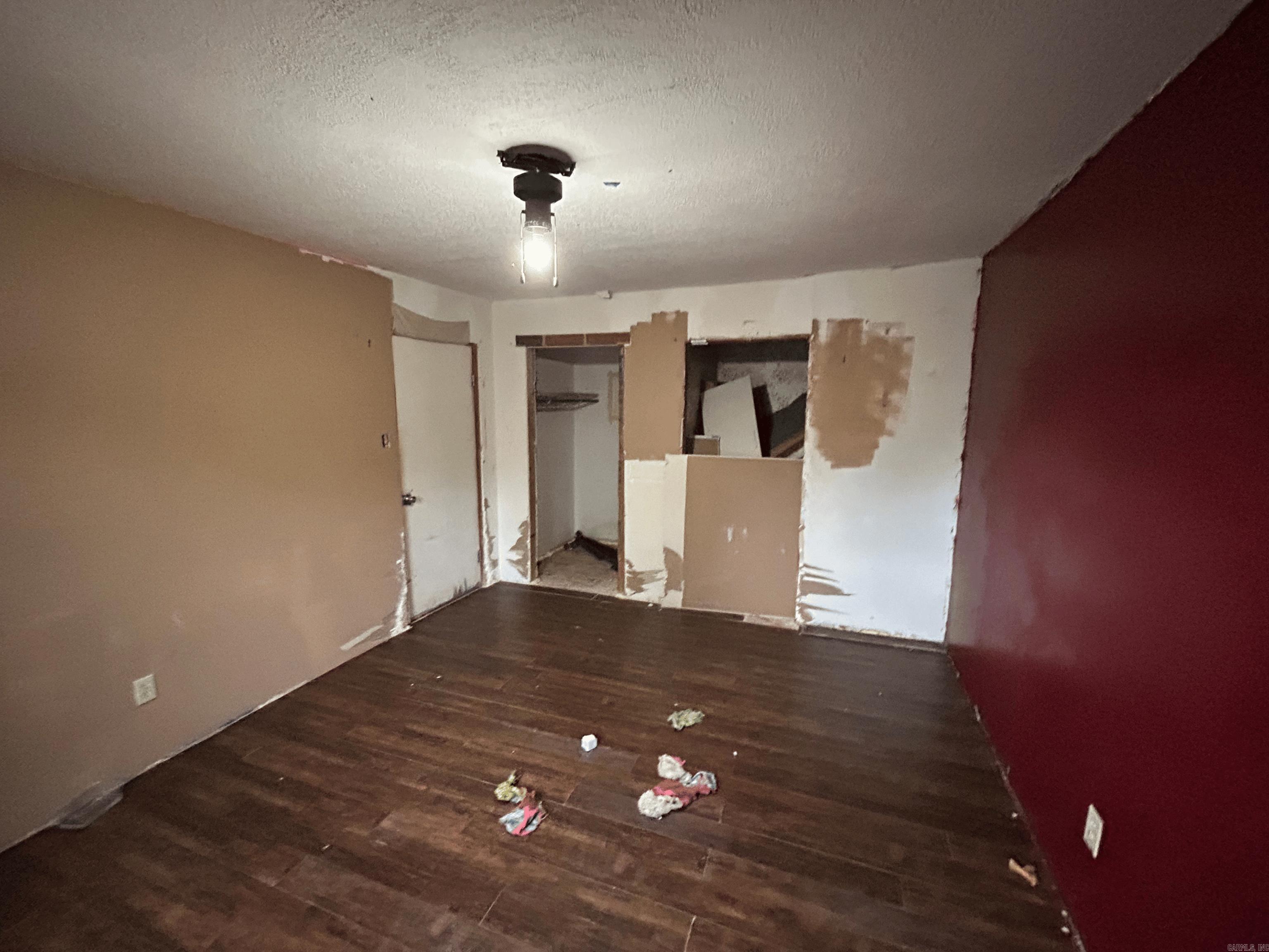 2464 Arkansas 32  Rosston, AR