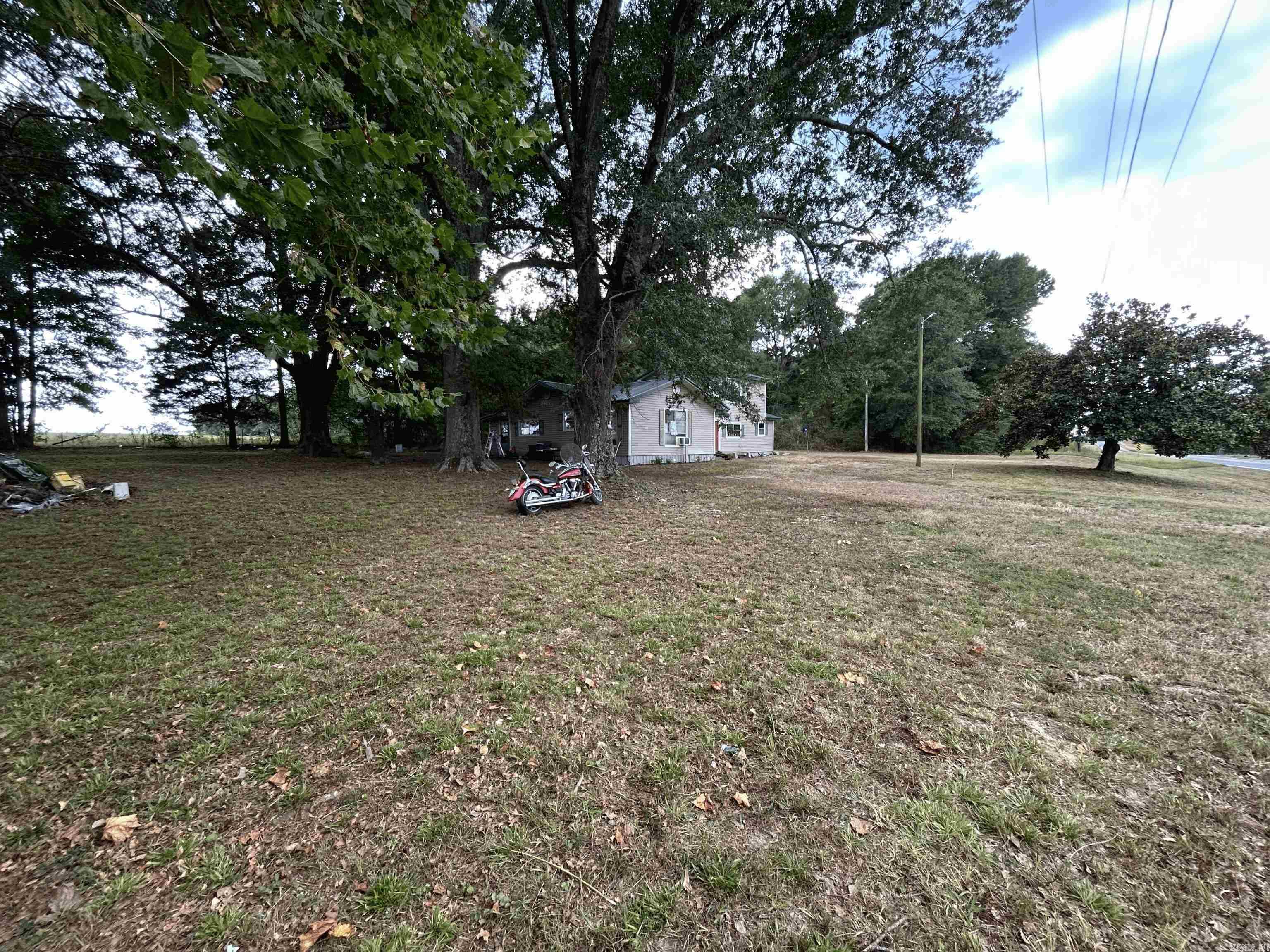 2464 Arkansas 32  Rosston, AR