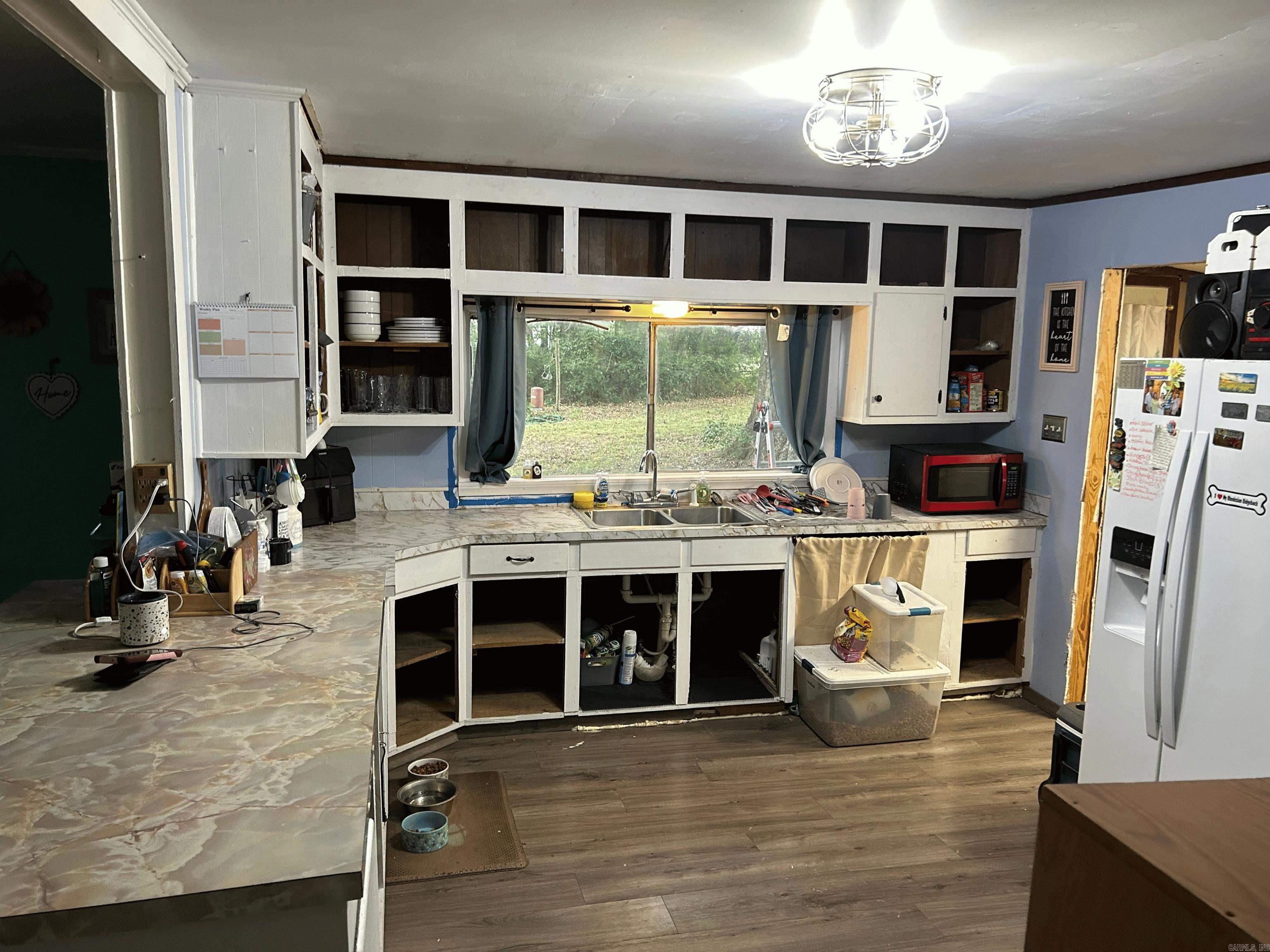 2464 Arkansas 32  Rosston, AR