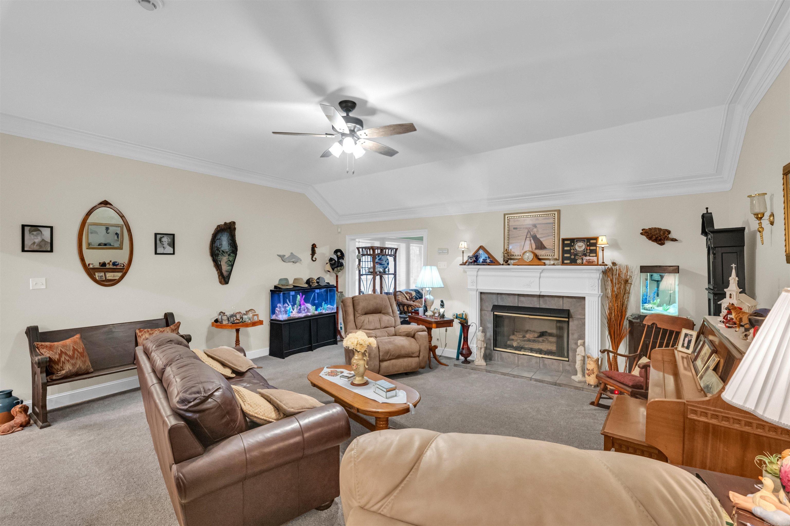 64 Traw  Mammoth Spring, AR