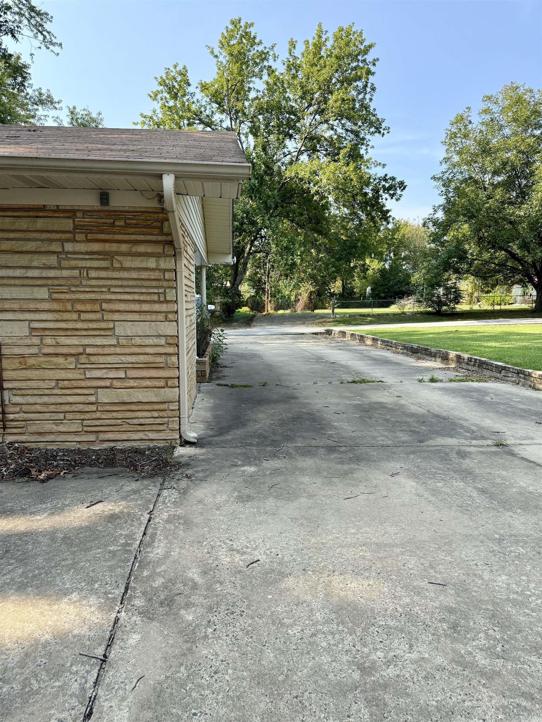 802 Torrence  Pangburn, AR