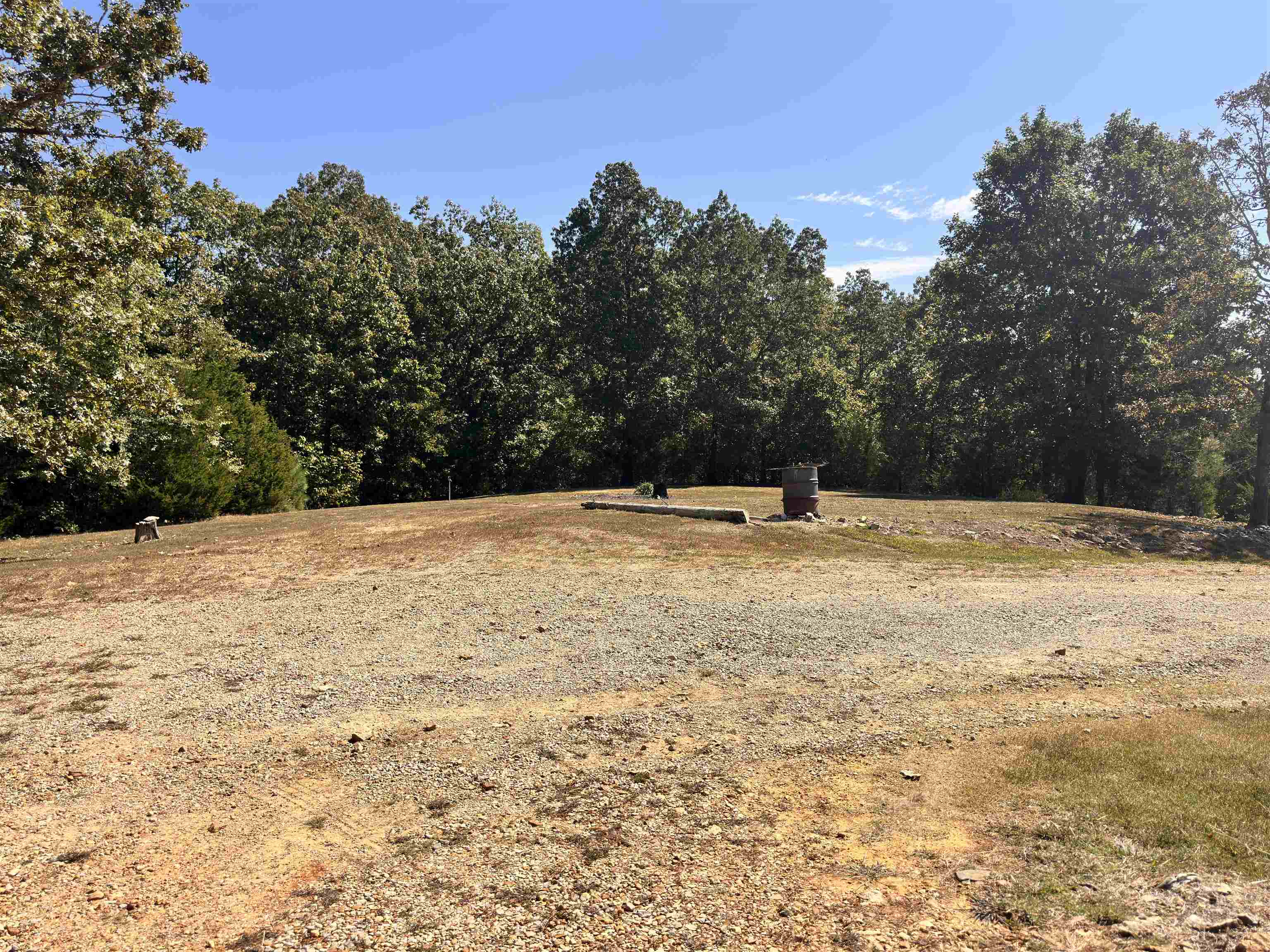 106 Edna  Highland, AR