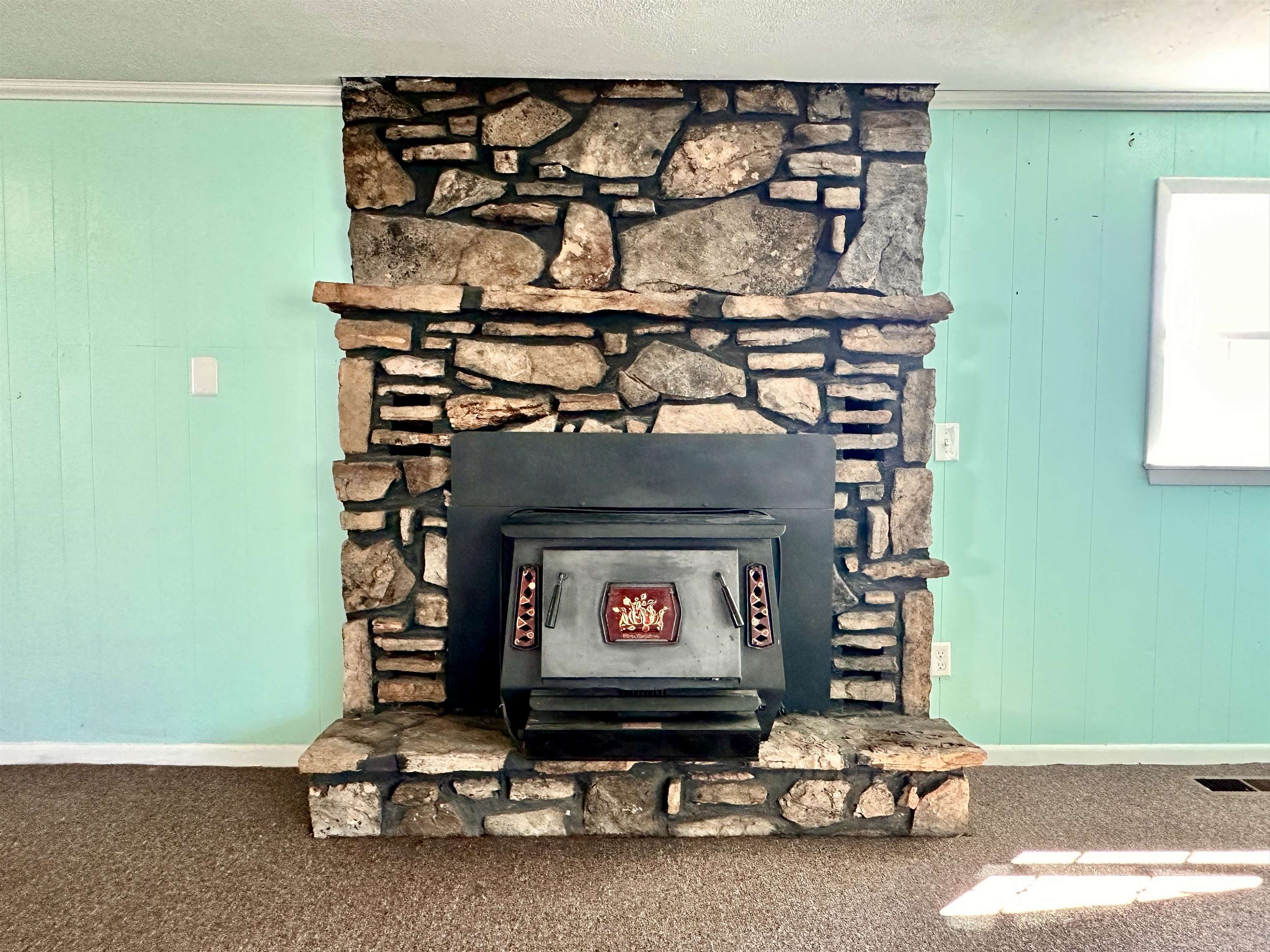 106 Edna  Highland, AR