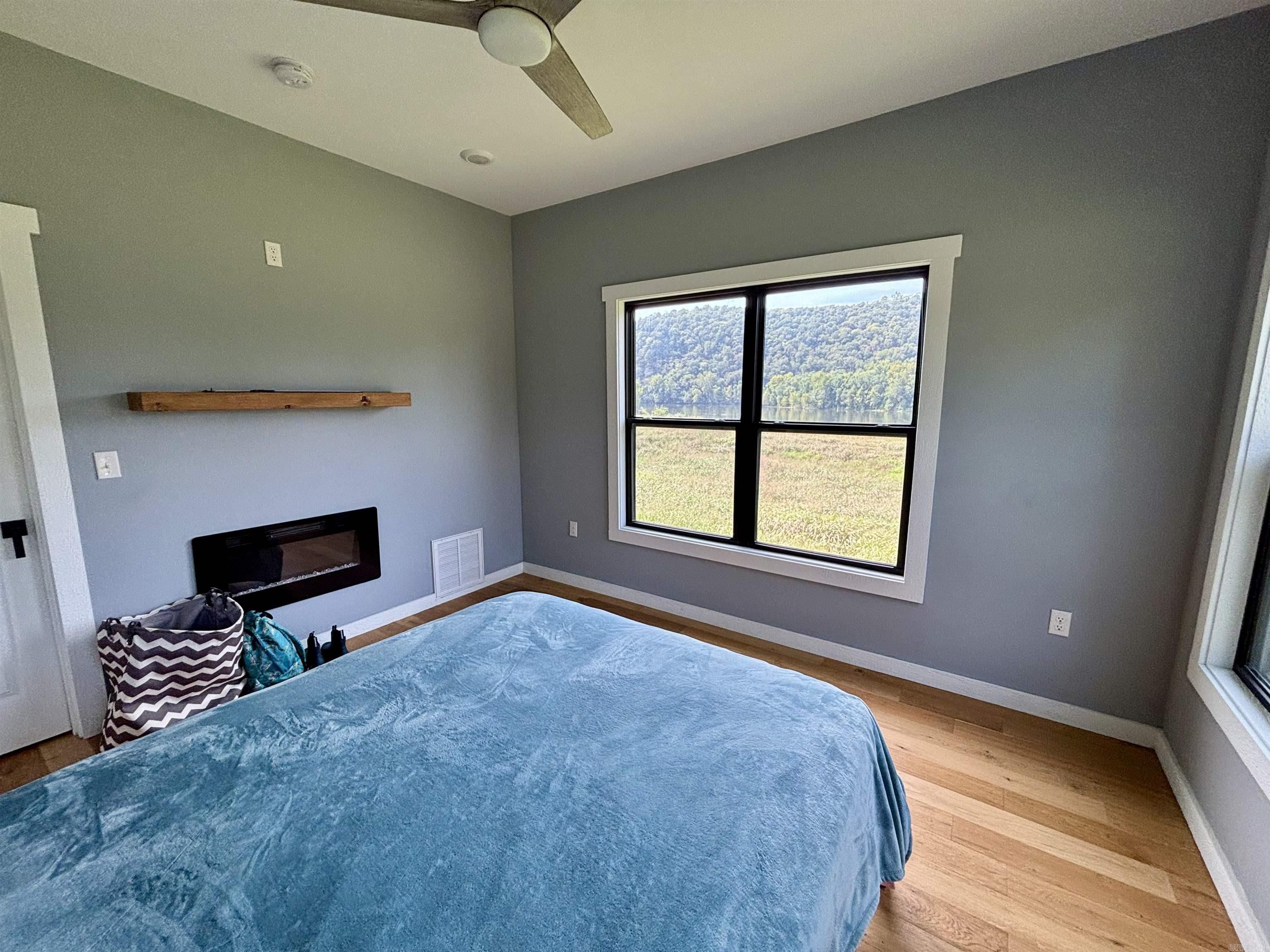 3780 River Road Guion, AR 72540