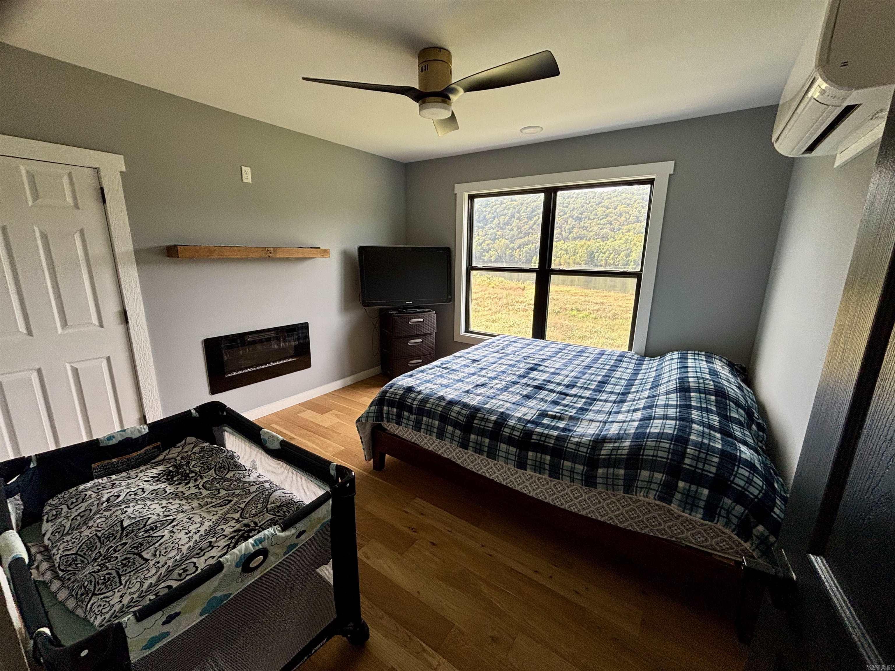 3780 River Road Guion, AR 72540
