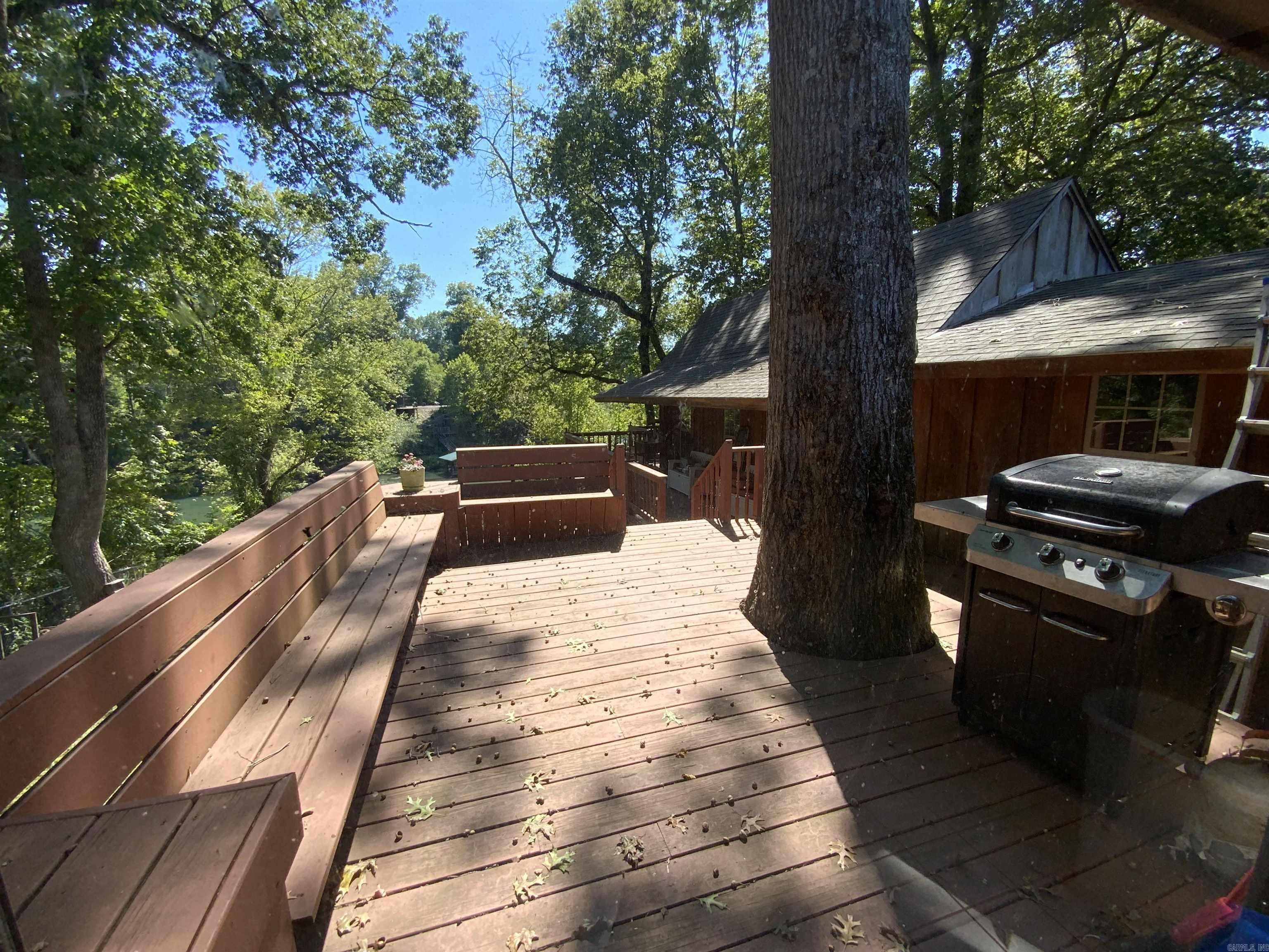145 Trout Valley  Wilburn, AR