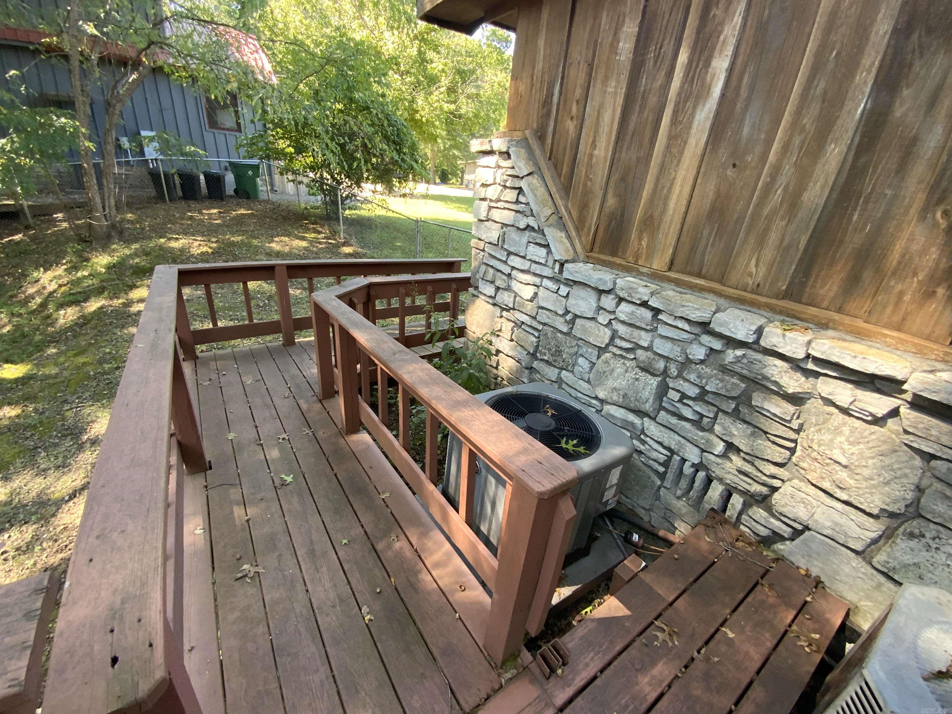 145 Trout Valley  Wilburn, AR