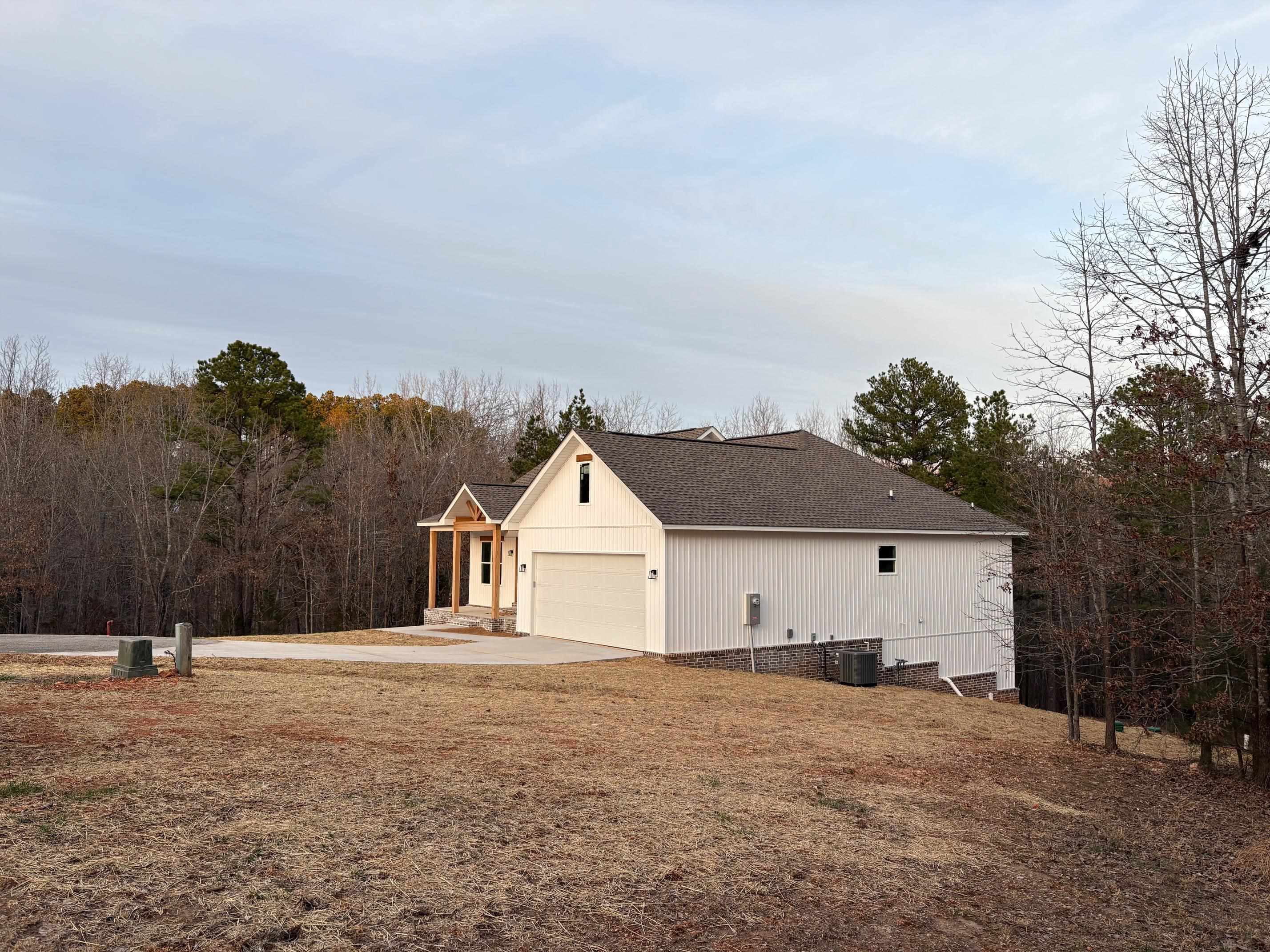 150 Caddy Cove  Mountain View, AR