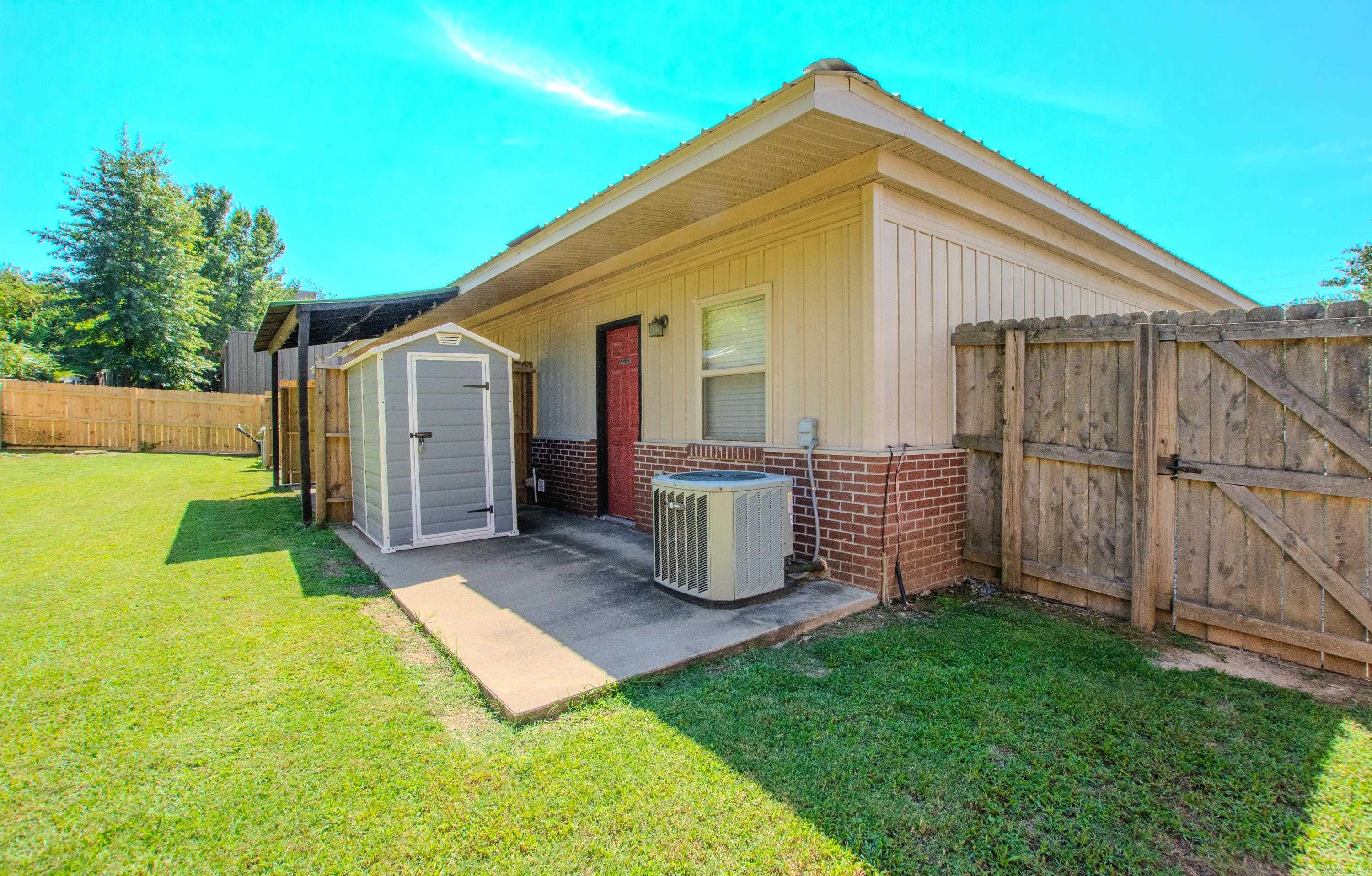 1615 Aldersgate  Little Rock, AR
