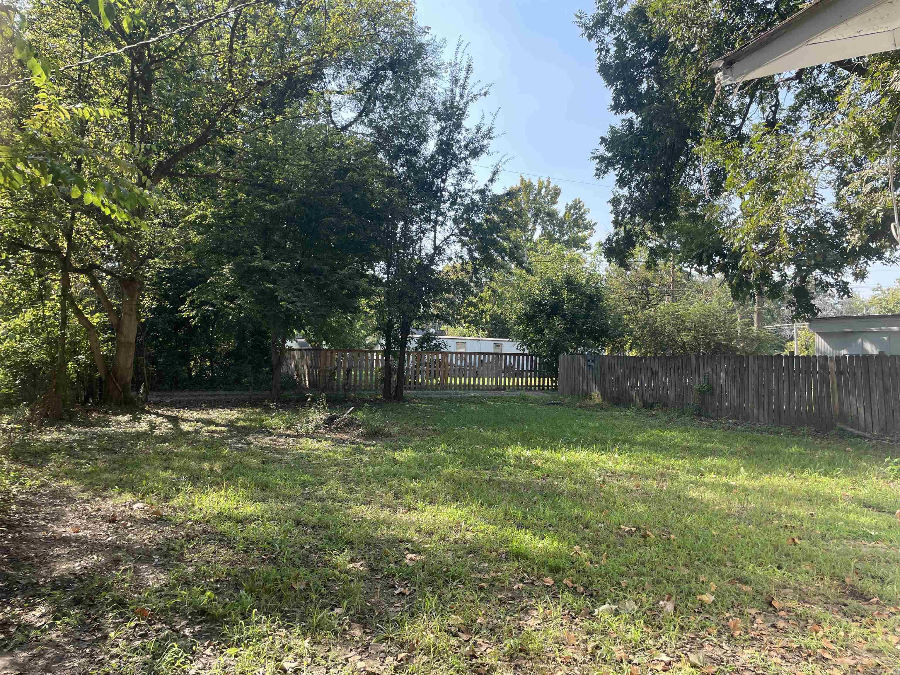 310 W 2nd  England, AR