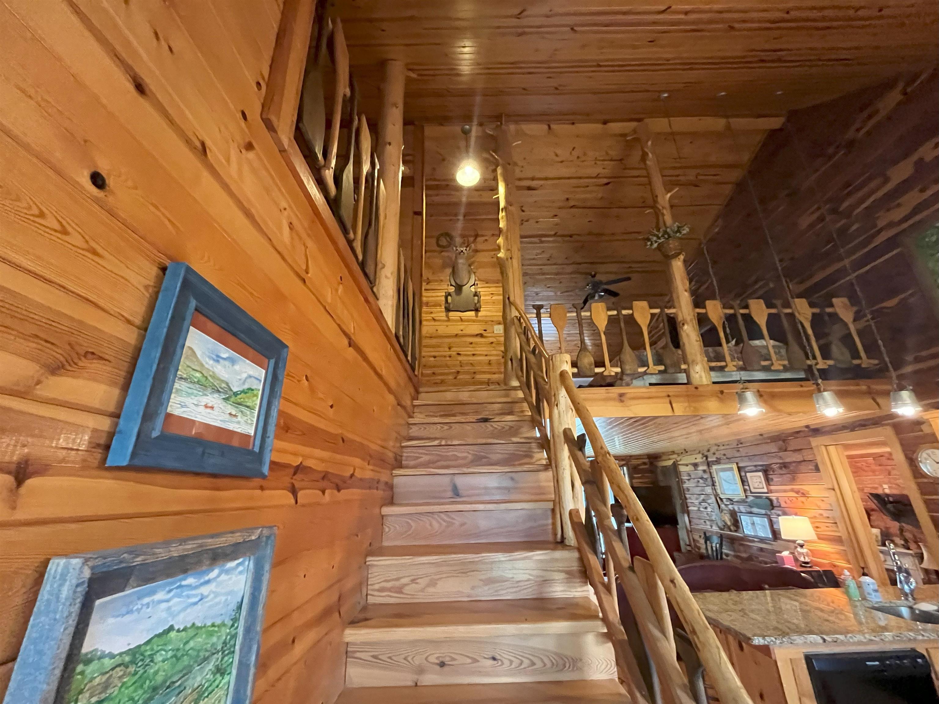 908 S Riverview  Mountain View, AR