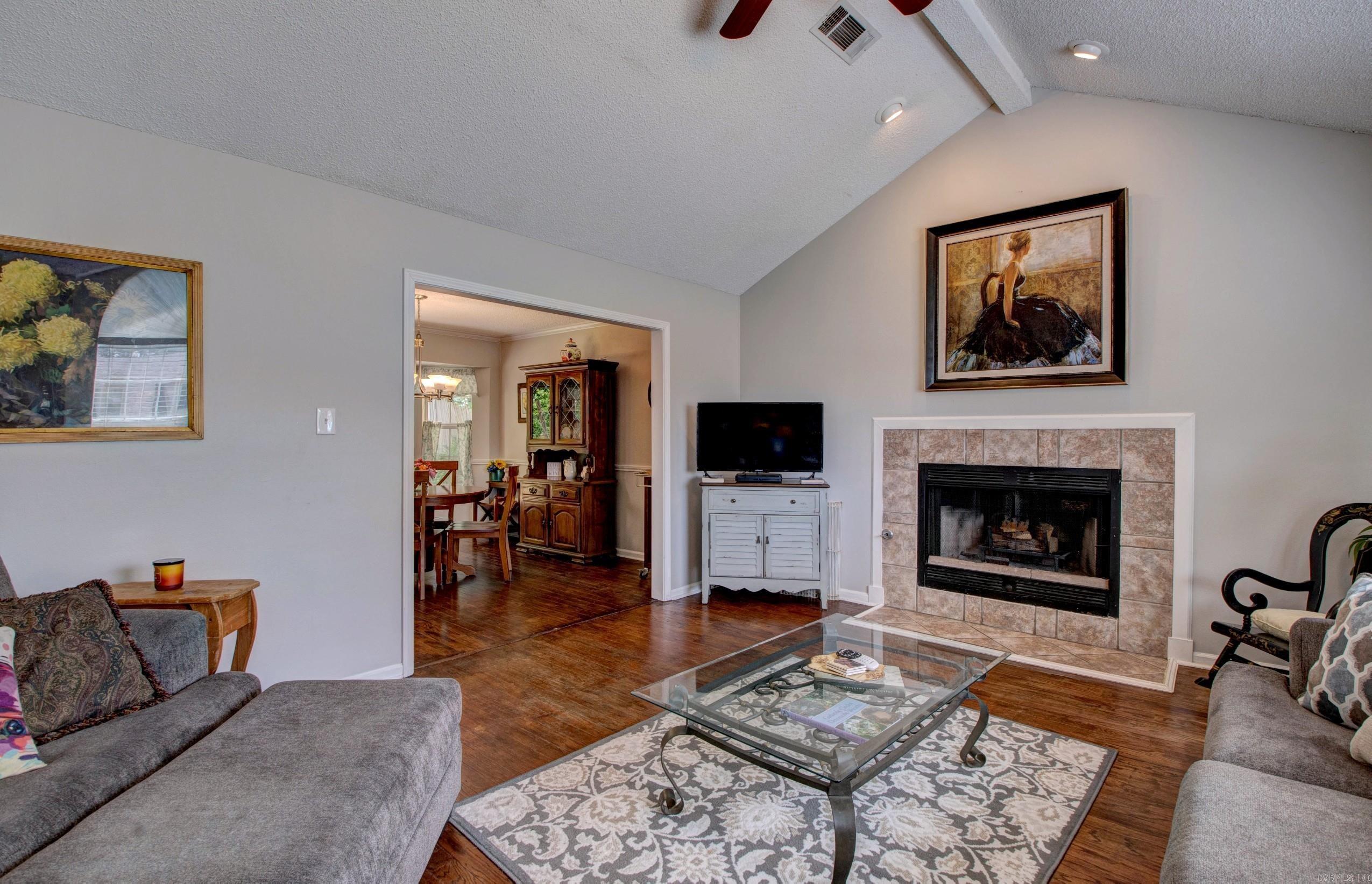 60 Vantage  Maumelle, AR